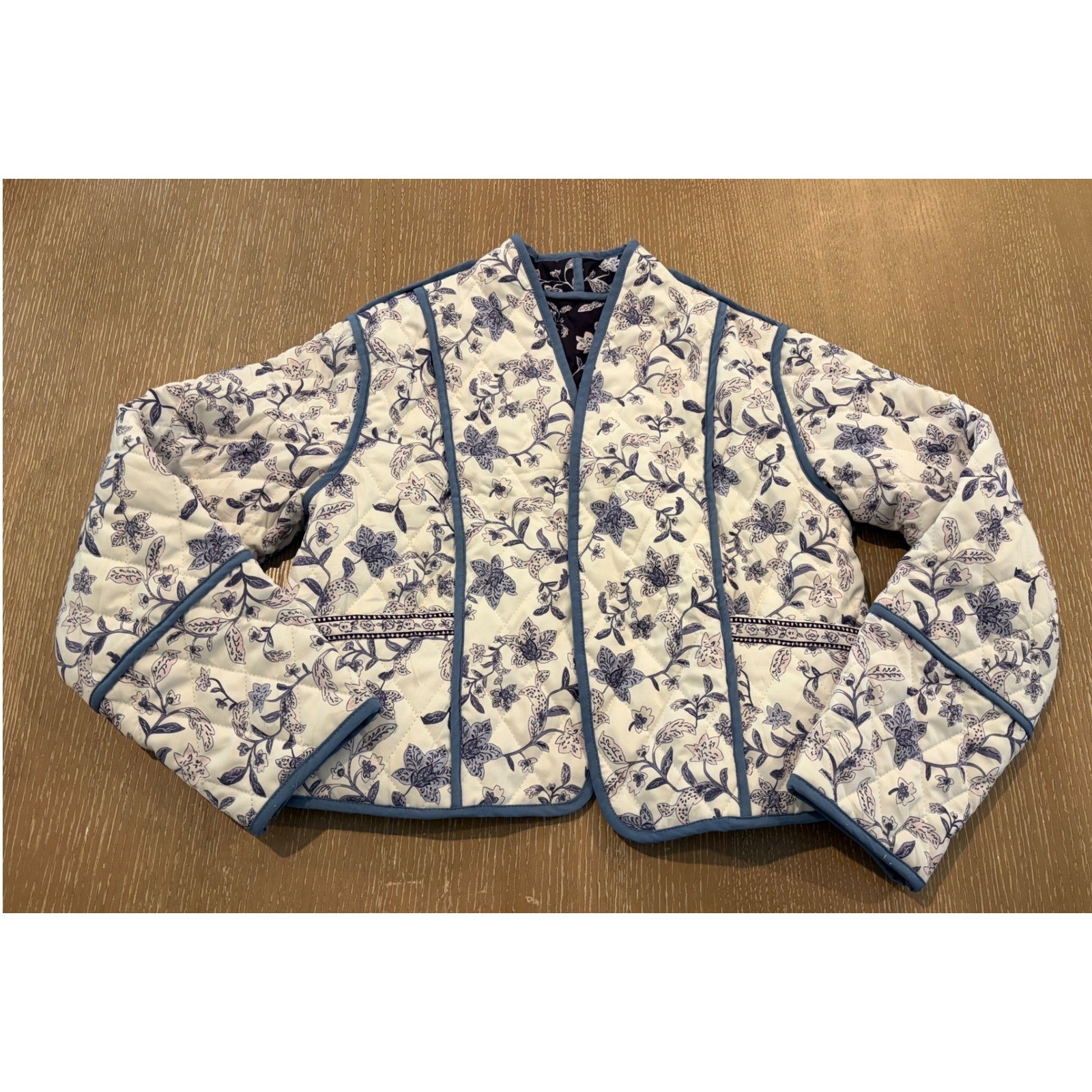 Women XS Reversible Quilted Blue Floral Print Jacket Open Front Boho Cottagecore