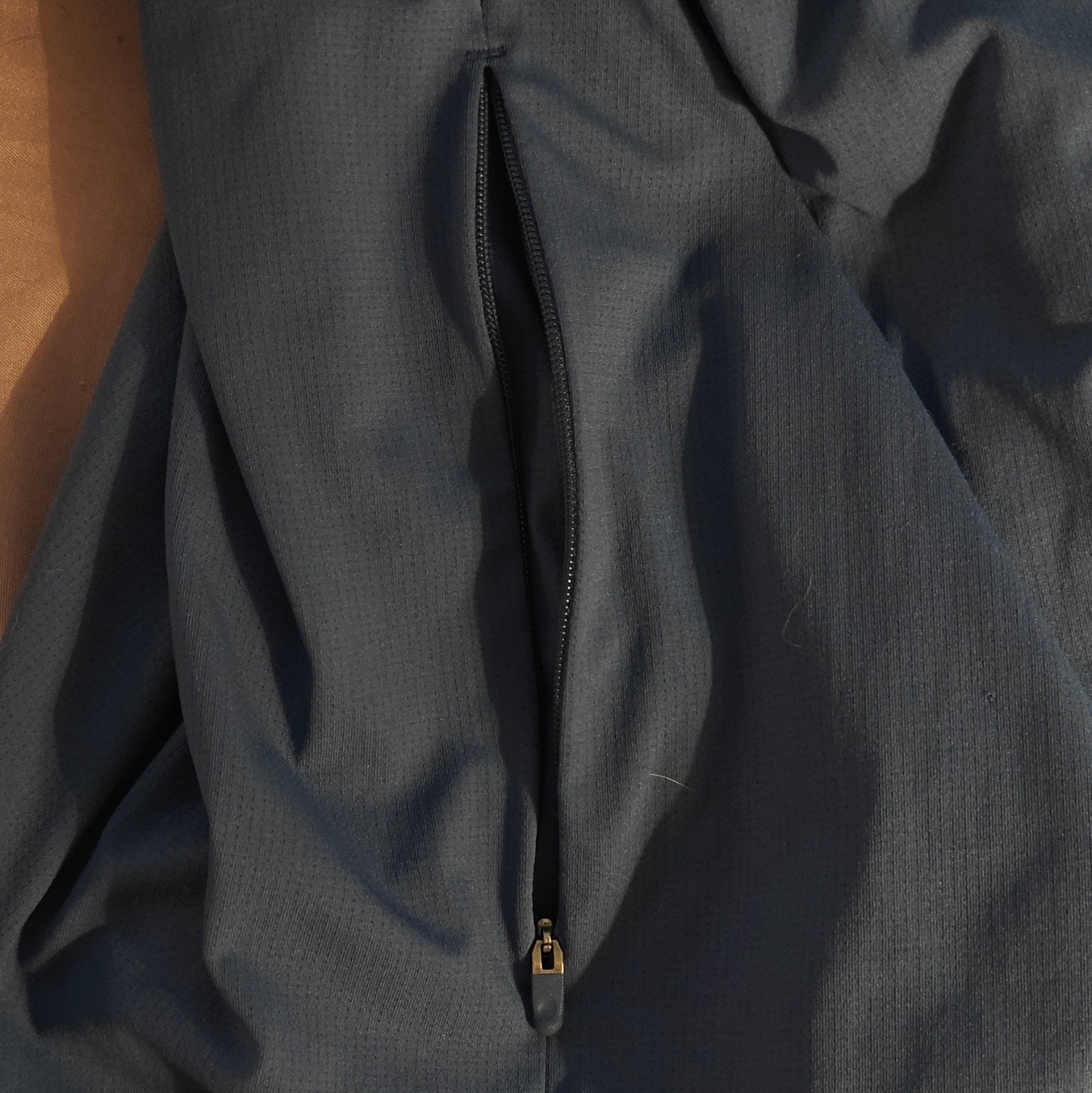 Uniqlo Jacket Medium Blue Hooded Softshell Water Resistant Windproof