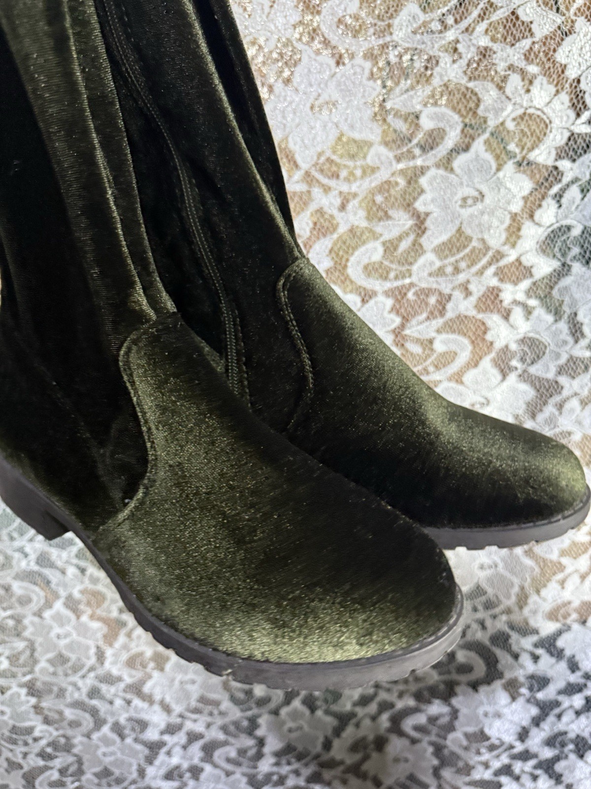 Over the Knee Velvet Boots – Olive sz 7 elastic at thigh flat heel Excellent Con