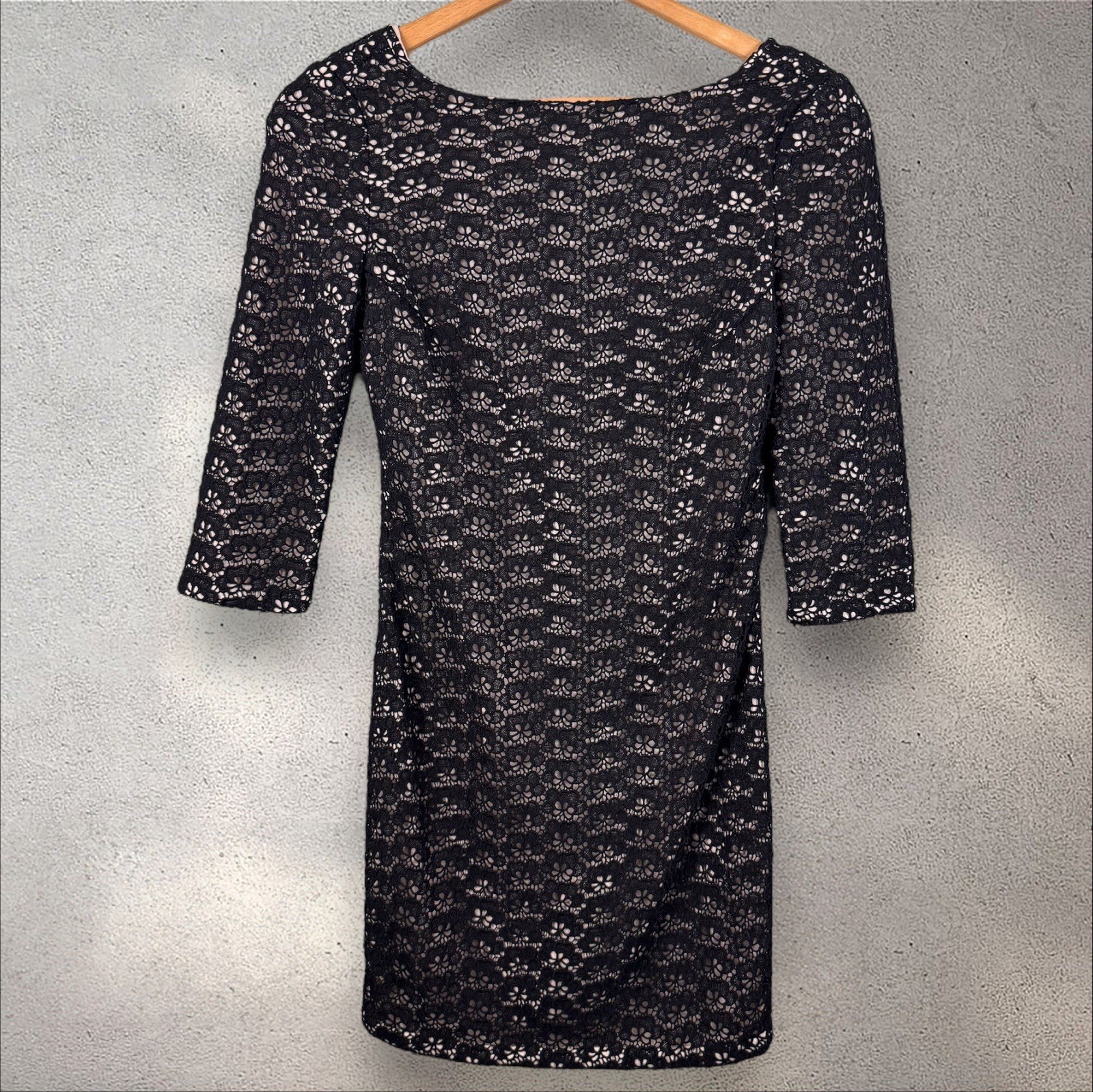 DIANE von FURSTENBERG DVF Sarita Acorn Lace Mini Dress Sz 4