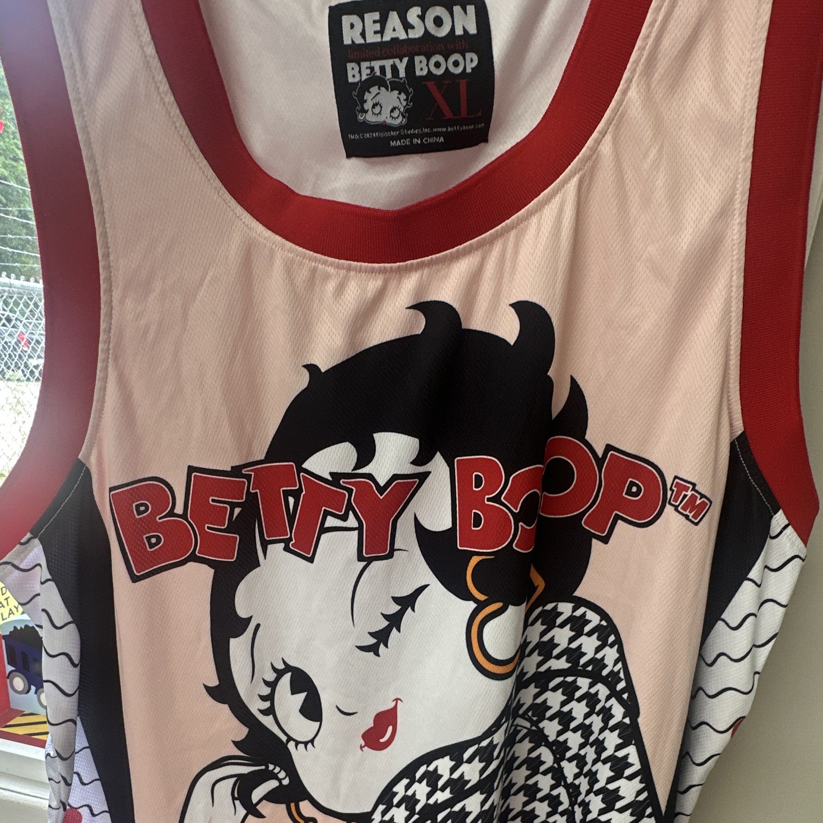 Reason Betty Boop Graphic Print Pink Mesh Sleeveless Tank Top Women’s XL