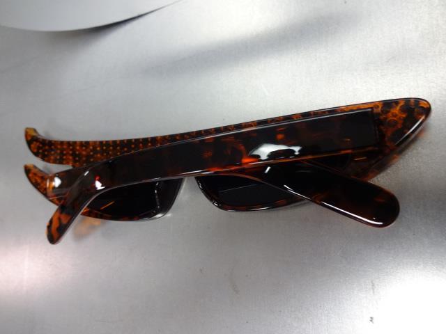Unique Funky RETRO Style SUN GLASSES Tortoise Frame Bling Crystals Rhinestones