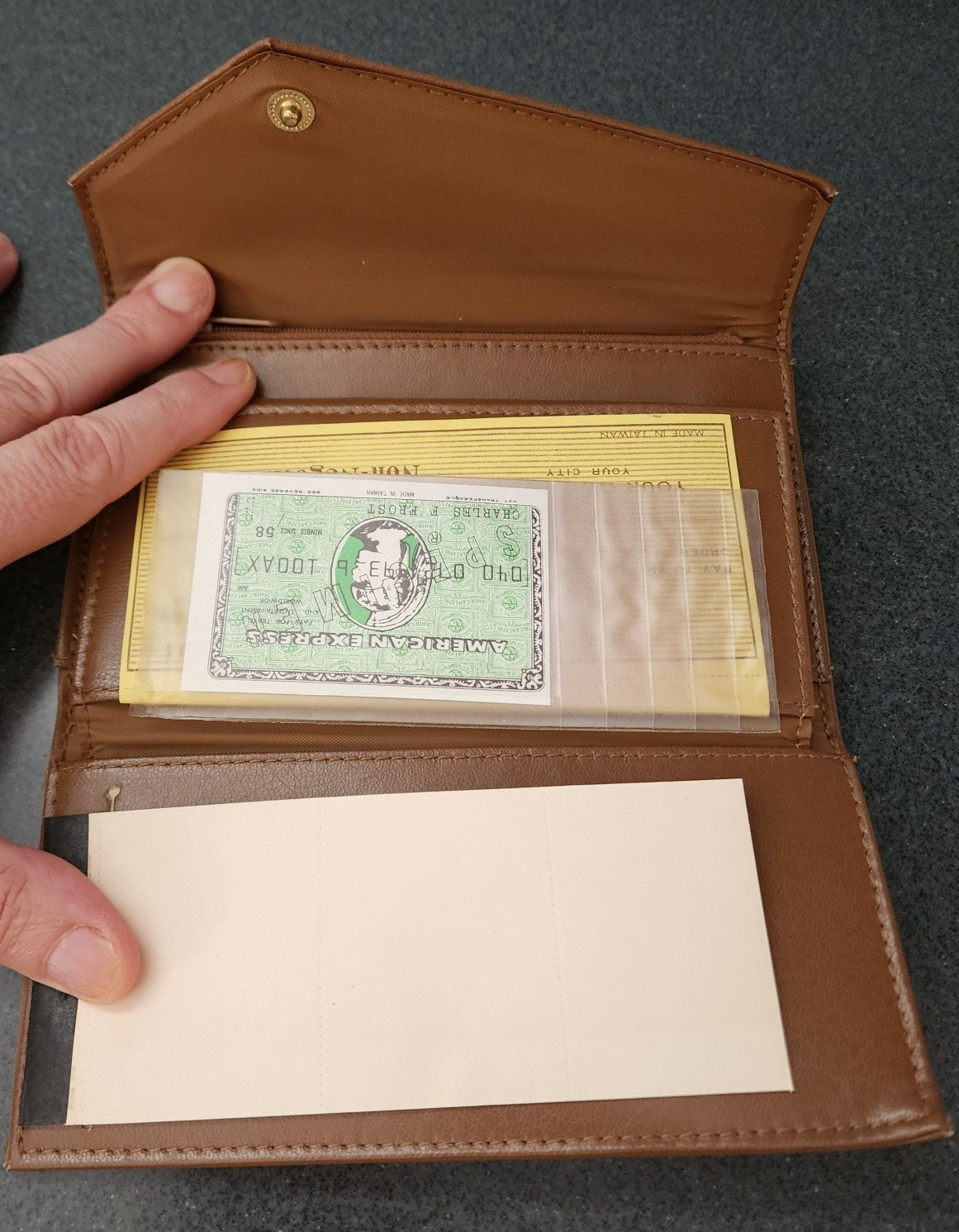 Vintage New Gift Set / Wallet + Key Case – NOS Tan/Brown Women’s