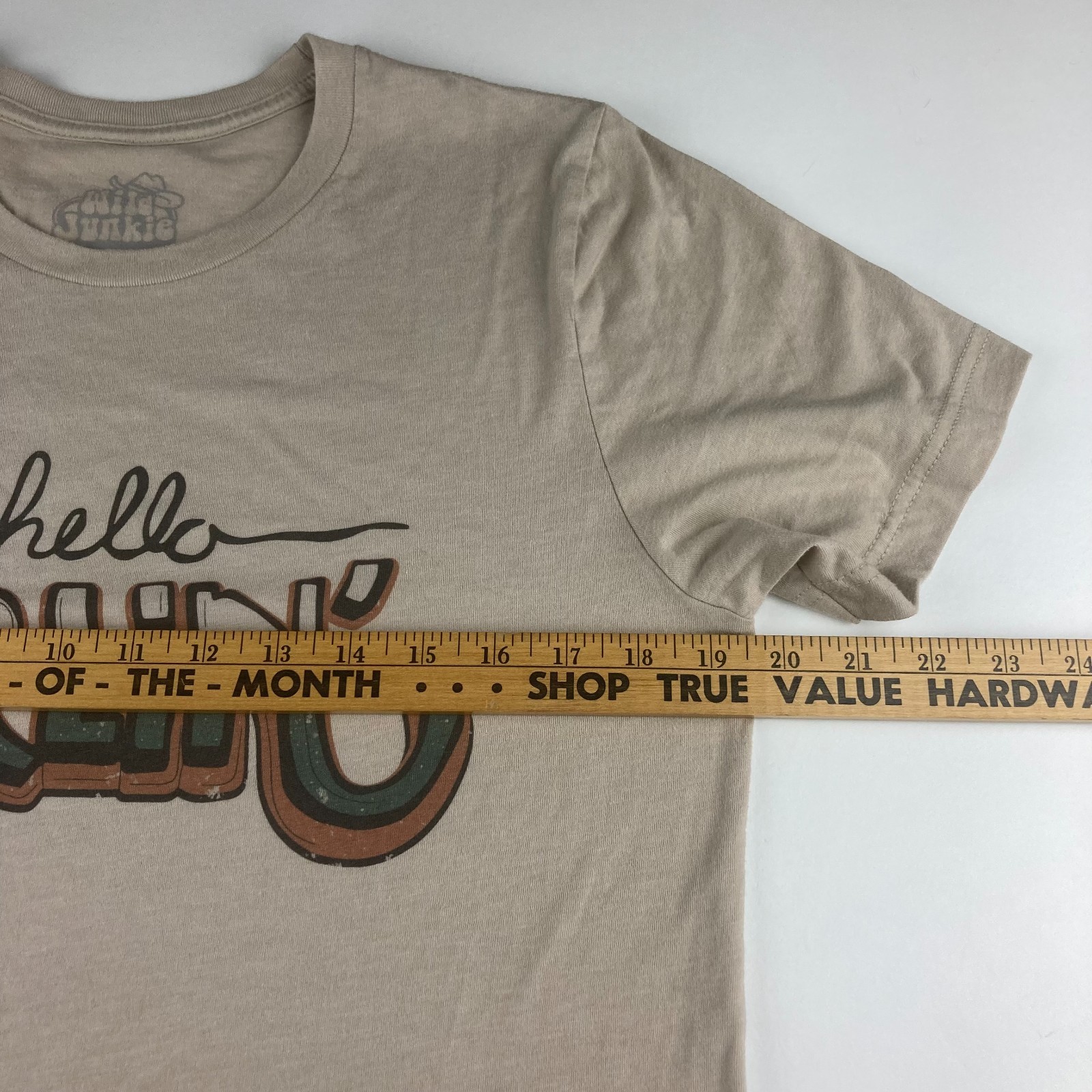Wild Junkie Boutique M Hello Darlin Graphic Tee Western Cowgirl Retro Shirt USA