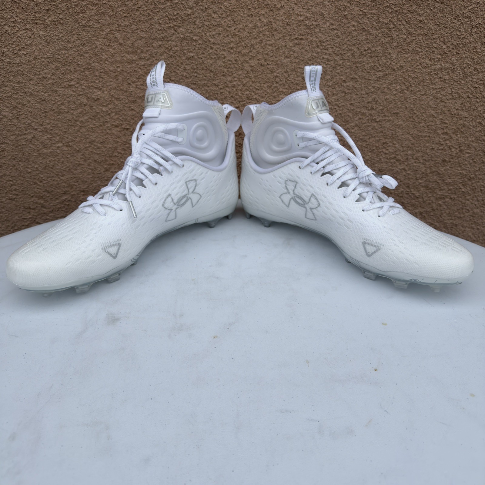 Under Armour Spotlight Lux MC 2.0 Football White/Gray Cleats Mens Size 16