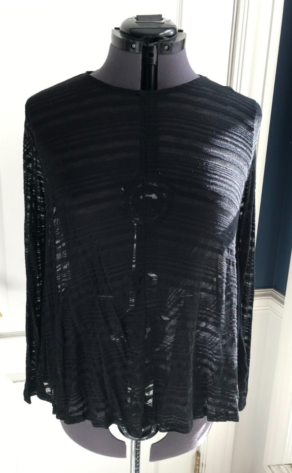 Old Navy Sheer/Semi-Sheer Black Striped Flared Top Long Sleeved, Size: Med Tall