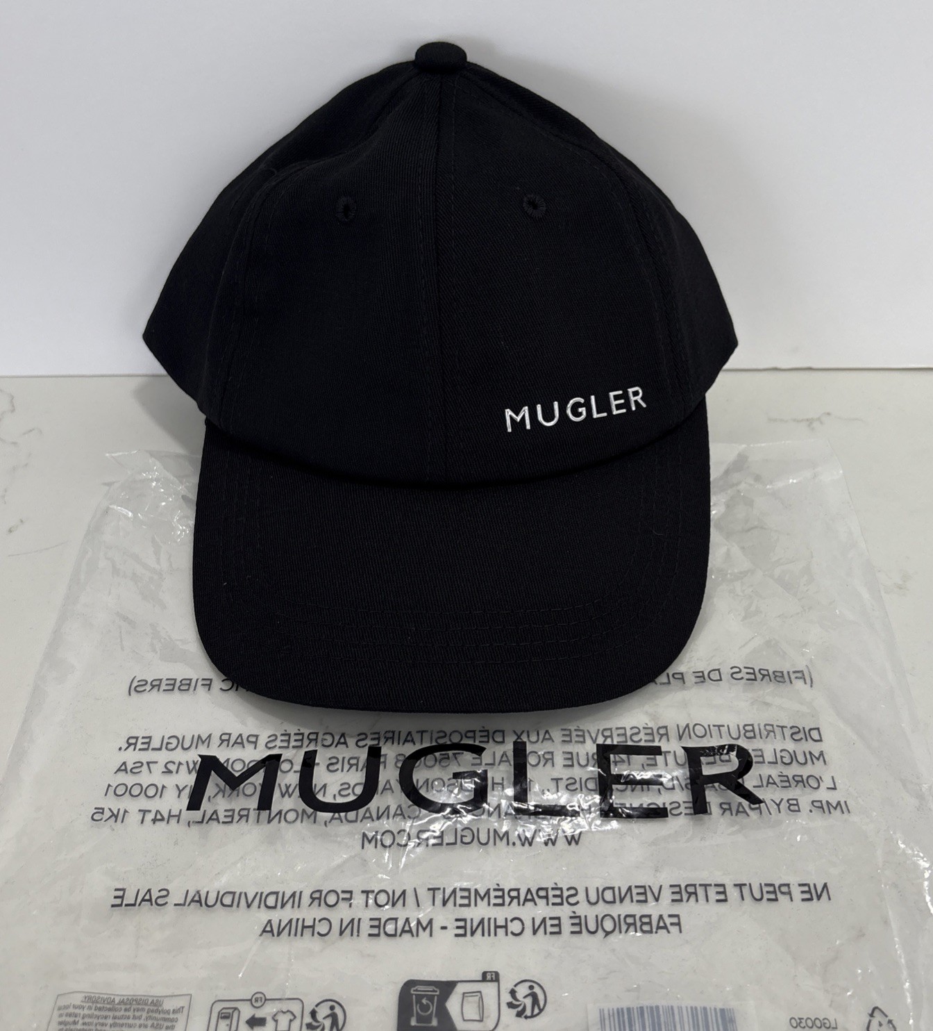 MUGLER LOGO PLAQUE ORGANIC COTTON BASEBALL CAP CAPPELLO DONNA BLACK ADJUSTABLE