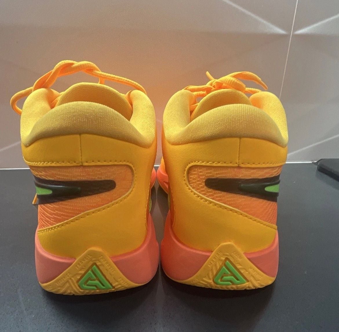 Nike Giannis Freak 6 Fright Night Light Wild Mango FJ7792-601