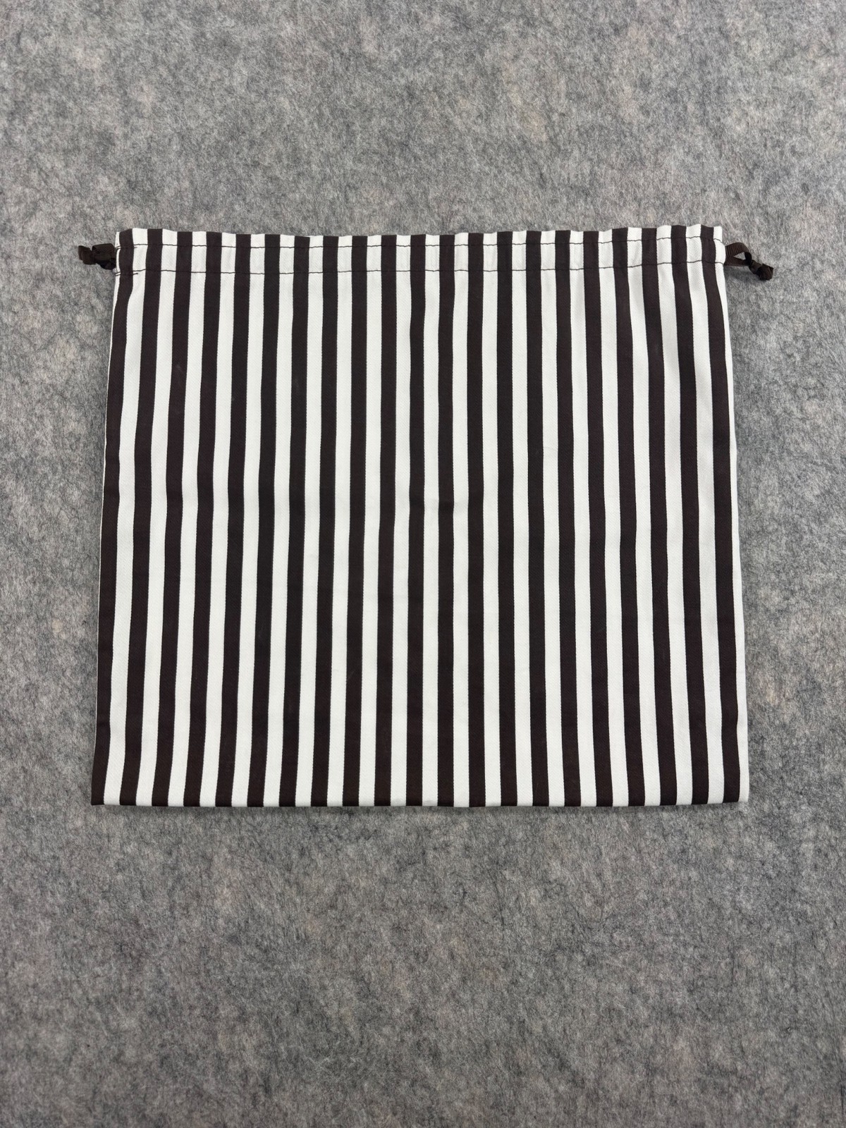 Henri Bendel Dust Bag Brown White Stripe 15×16 Drawstring