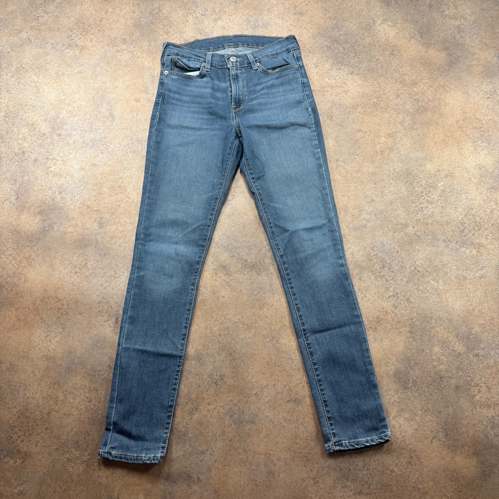 LEVI’S Jeans Women (28 Inch Waist) (31 Inch Leg) Mid Rise Skinny Fit Blue