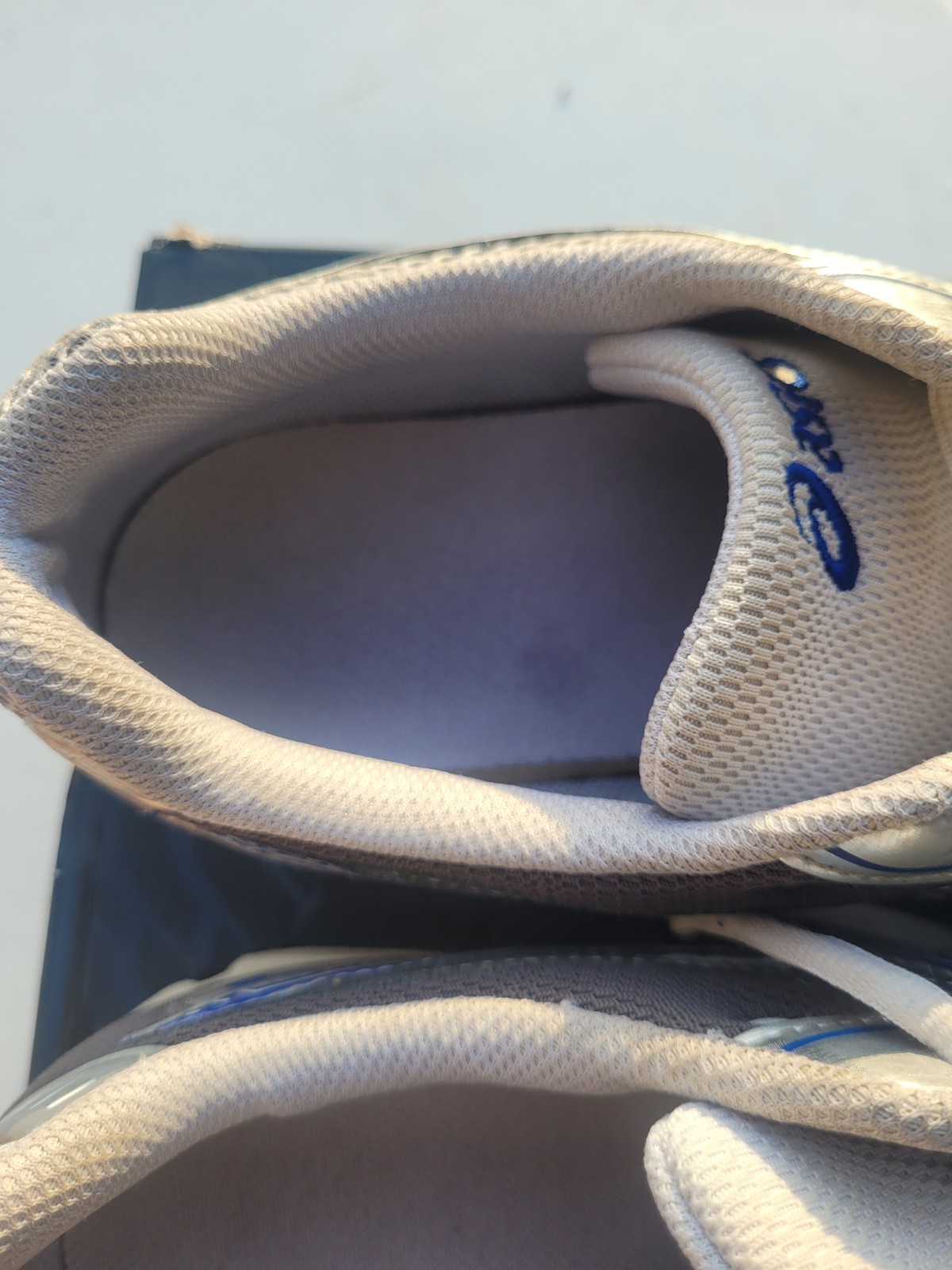 – ASICS Gel DS Trainer White Blue Size 13