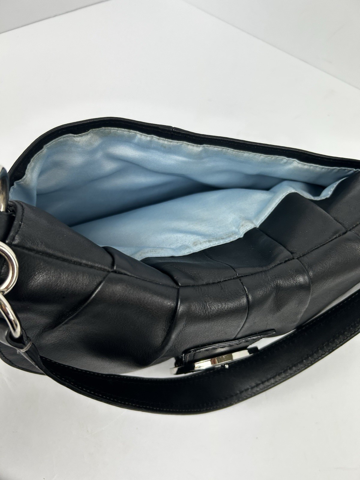 Coach Vintage Black Pleated Soho Y2K Soft Leather w/Buckle Shoulder Bag Flap
