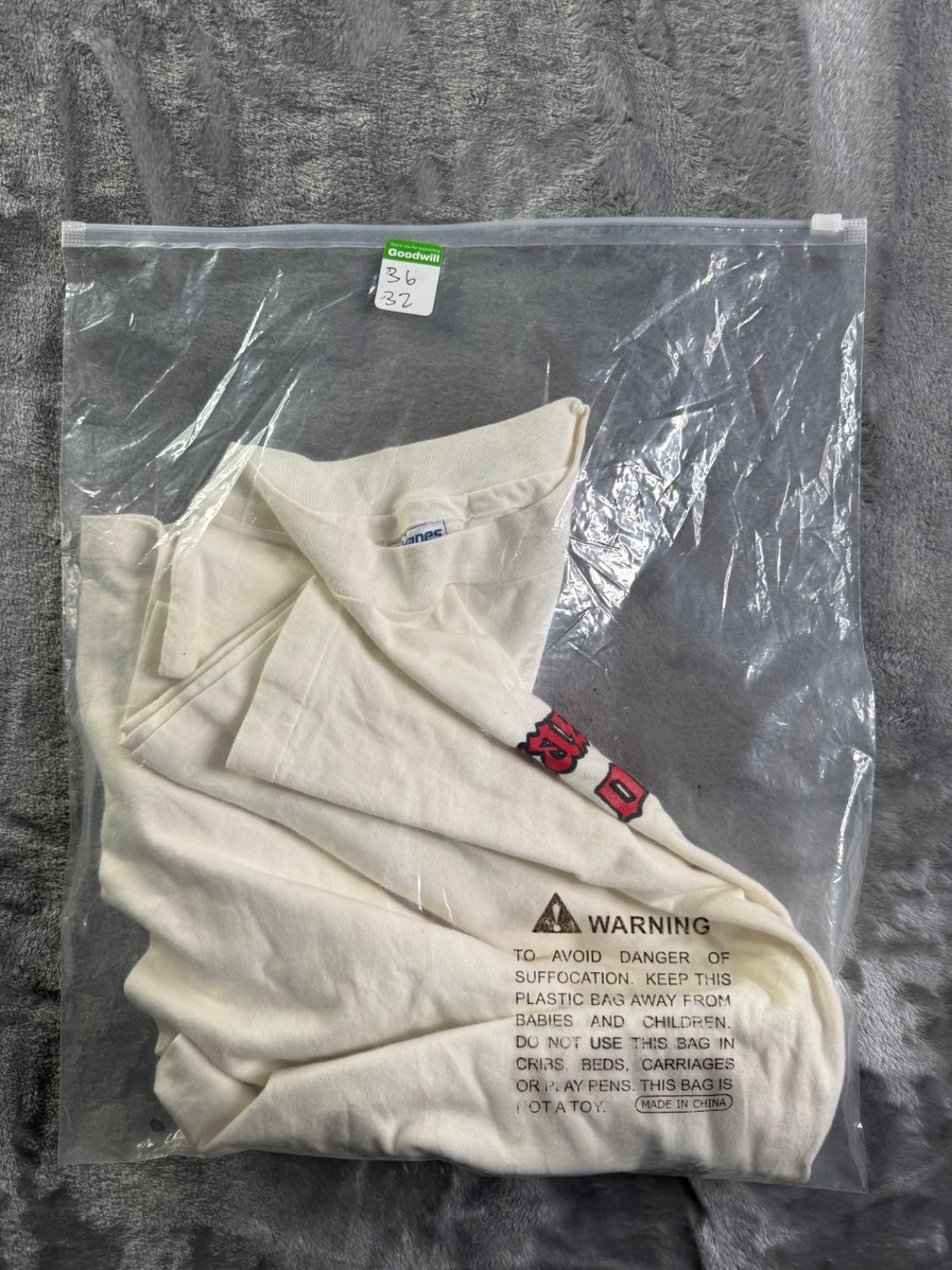 Hanes Beefy-T Men’s T-Shirt XL White Single Stitch Construction