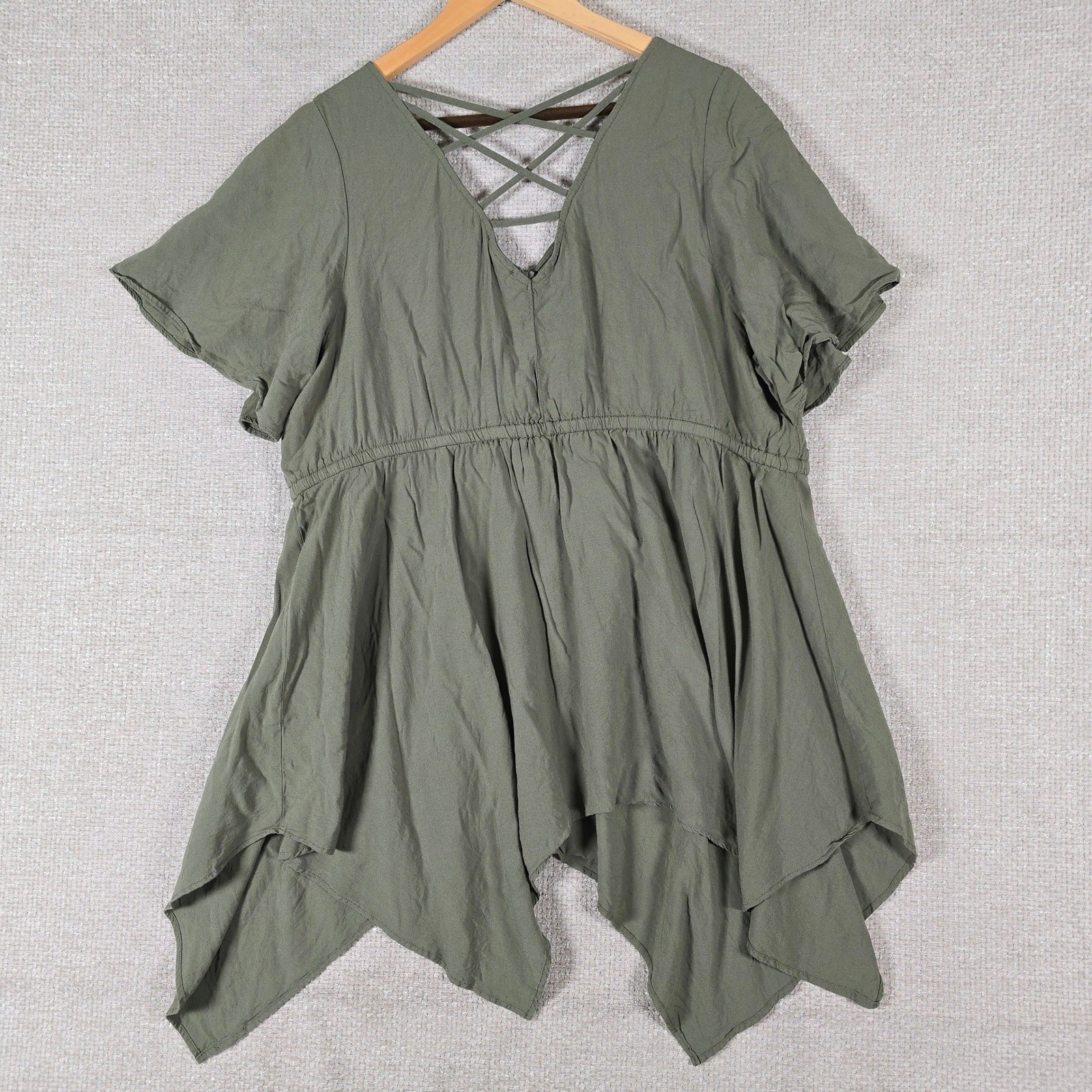 Torrid Womens Olive Green Lattice Back Handkerchief Hem Tunic Top Size 2 2X