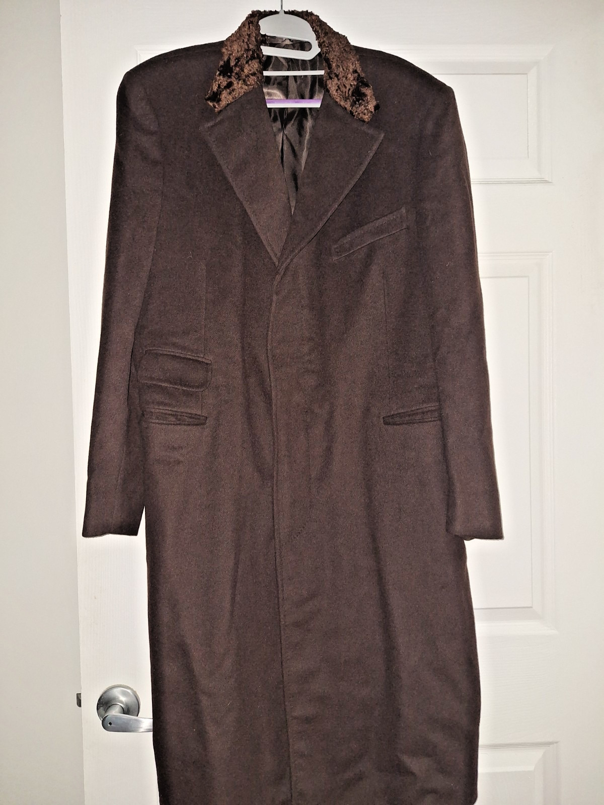 William Hunt Savile Row English Brown Wool Coat With Fur Collar Single Breasted