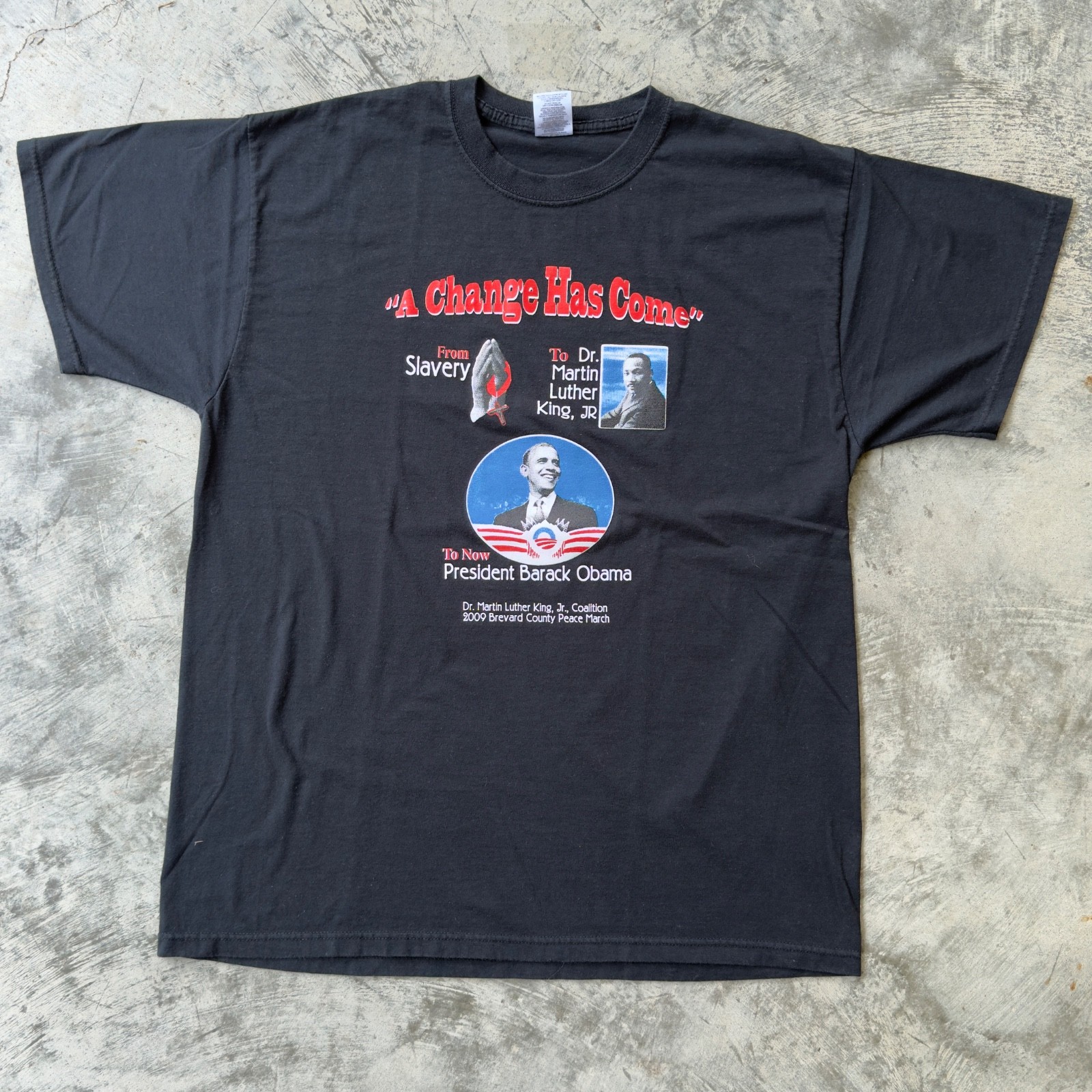 Vintage President Obama “A Change Has Come” Martin Luther King T-shirt Size: XL