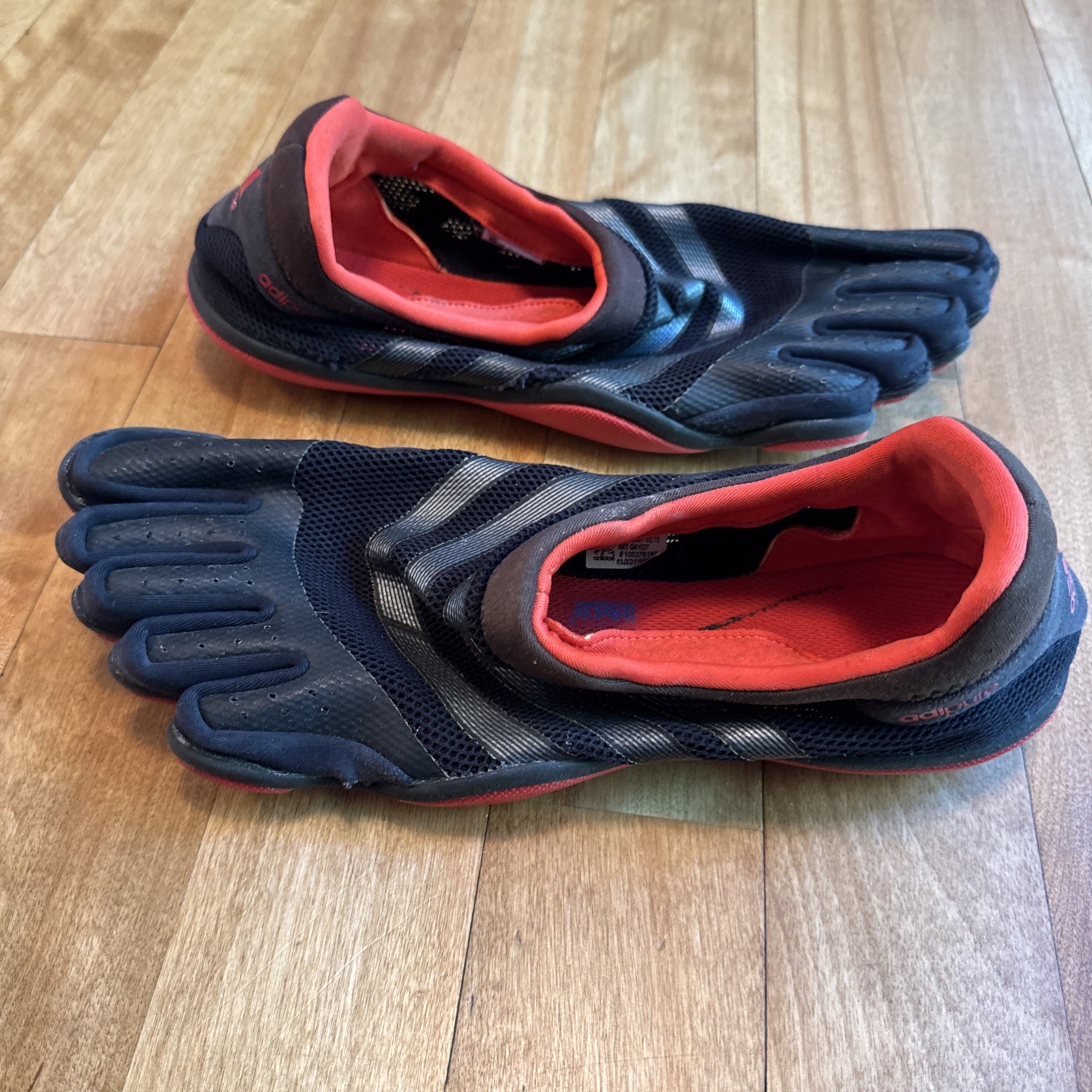 Men’s 13 M Adidas Adipure Trainer Barefoot Running Shoes Black Red Flat