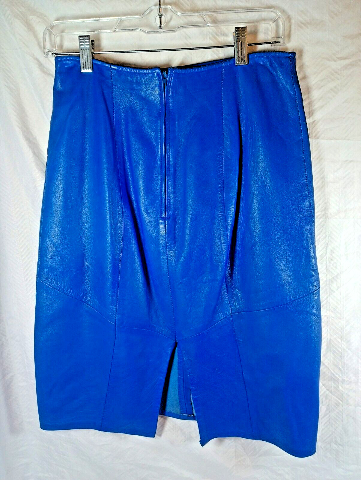 Firenze leather suit, jacket and skirt, blue, size M. DS07
