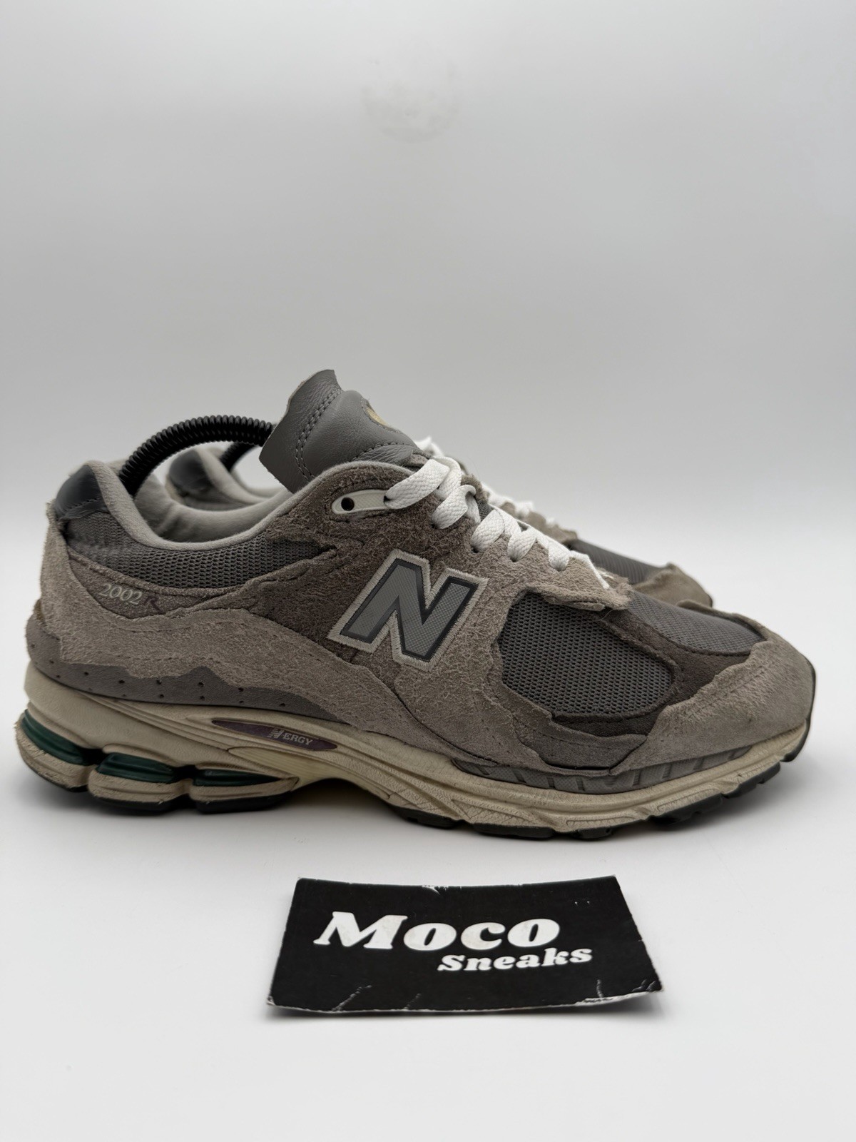 Used Size 8.5-New Balance 2002R Protection Pack Rain Cloud *NO BOX*