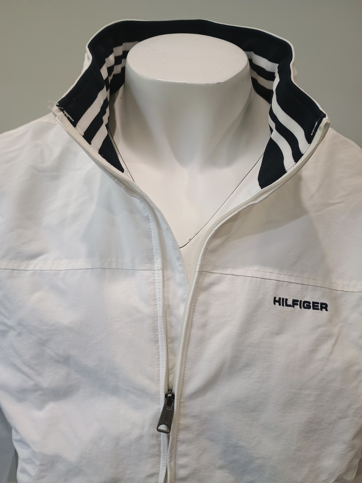Tommy Hilfiger SZ XXL Men’s Full-Zip White Windbreaker Jacket Regatta with Hood