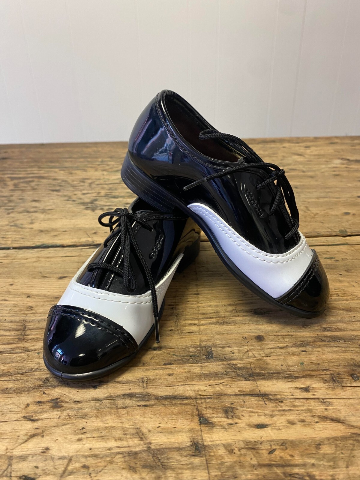 Kid’s Black and White Patent Leather Formal Dress Tuxedo Lace Up Round Toe Shoes
