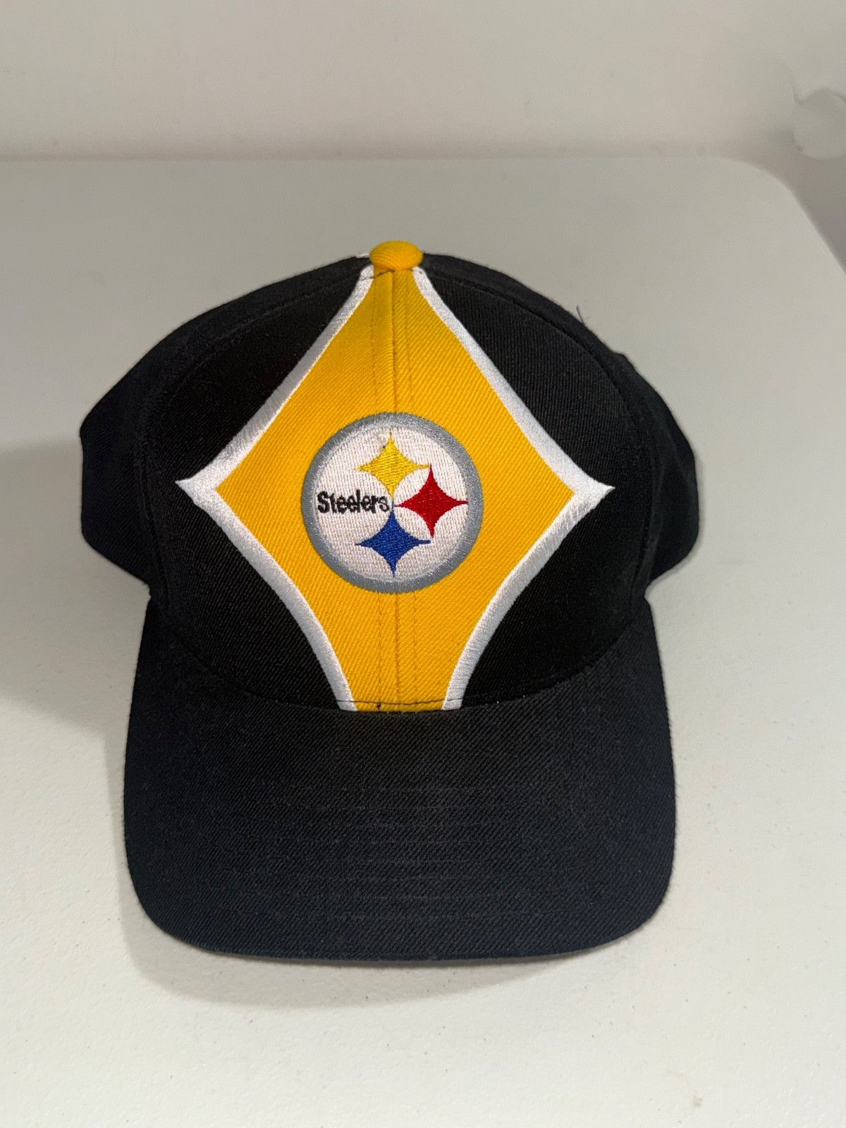 34 Hat Cap Lot New Era Nike NFL MLB NBA NHL Carhartt Patagonia Reseller