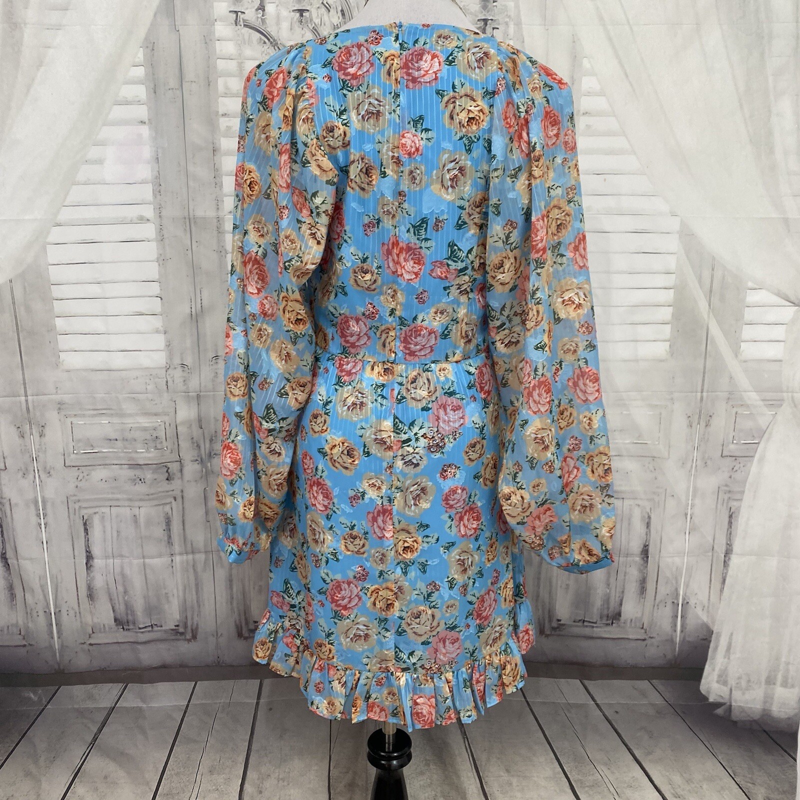 Adelyn Rae Medium Blue Floral Vero Poet Sleeve Ruffle Hem A-Line Square Neck B29