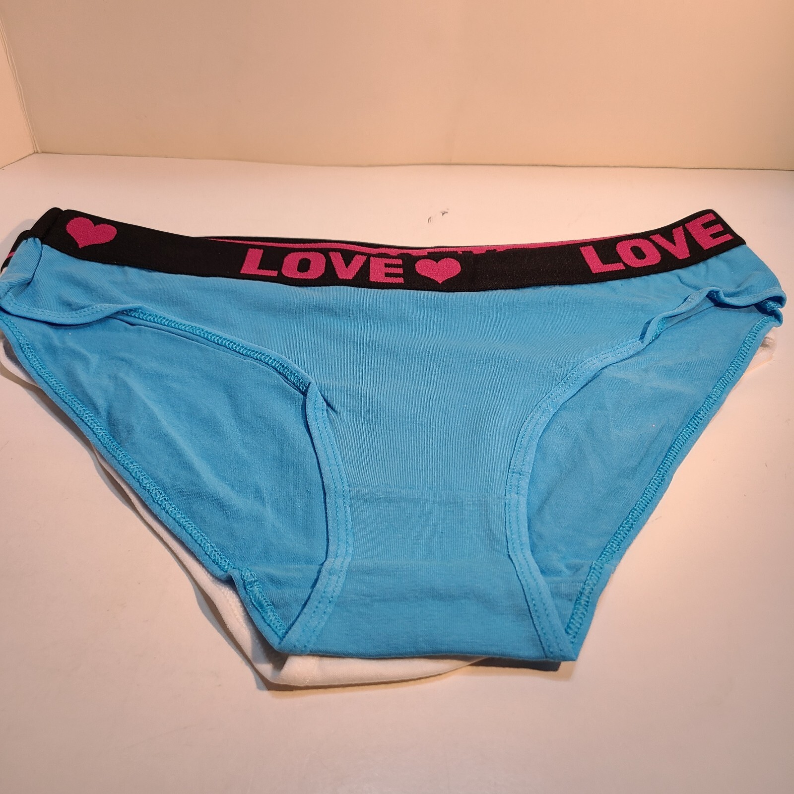 Womens Mid-Rise Cotton Briefs w/ Love Heart Waistband. Eight Pack.