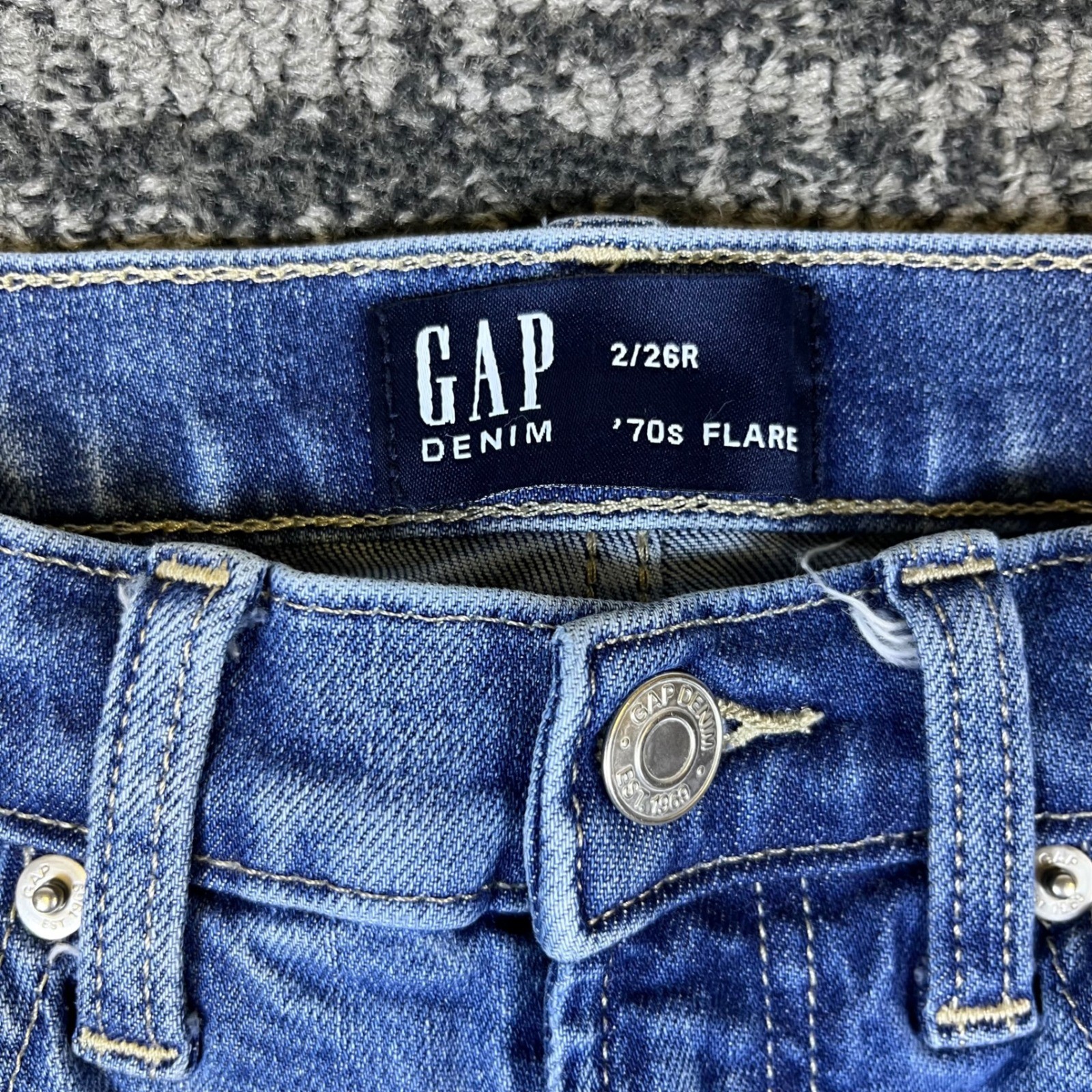 Gap Jeans Womens 2/26R ’70s Flare Blue High Rise Denim Stretch Medium Wash