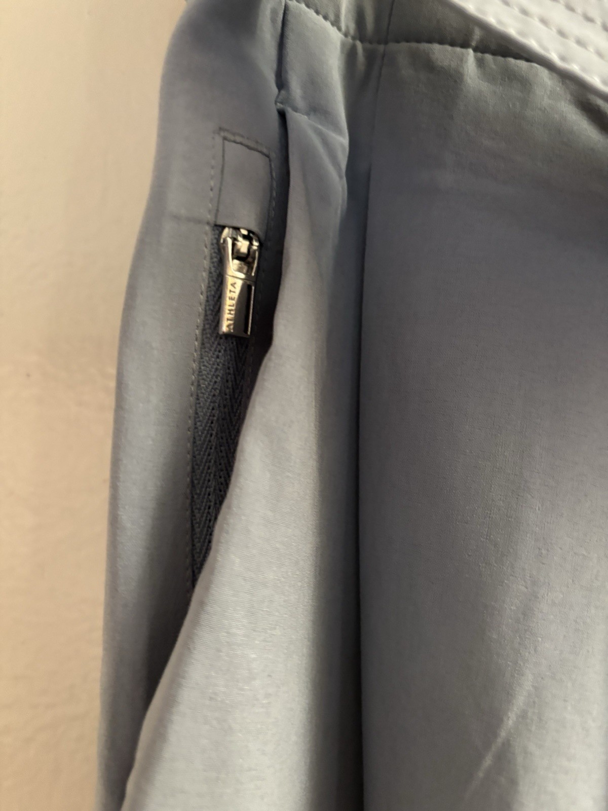 ATHLETA POWDER BLUE SKYLINE PANT II POLY/SPANDEX BLEND PANTS SIZE 6