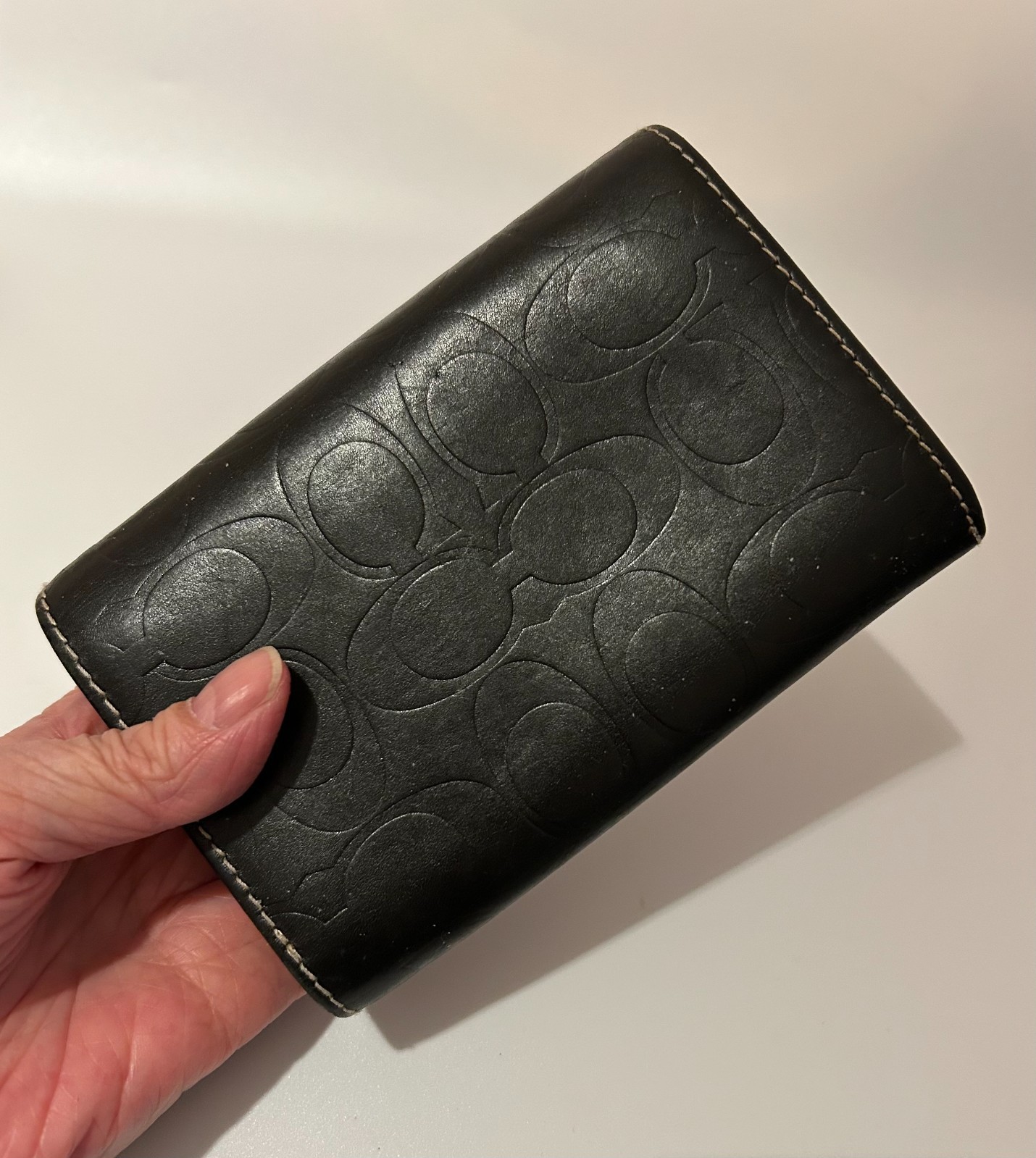 Coach Y2K Black Leather Bifold Wallet Embossed with CC Monogram Zip Coin Purse