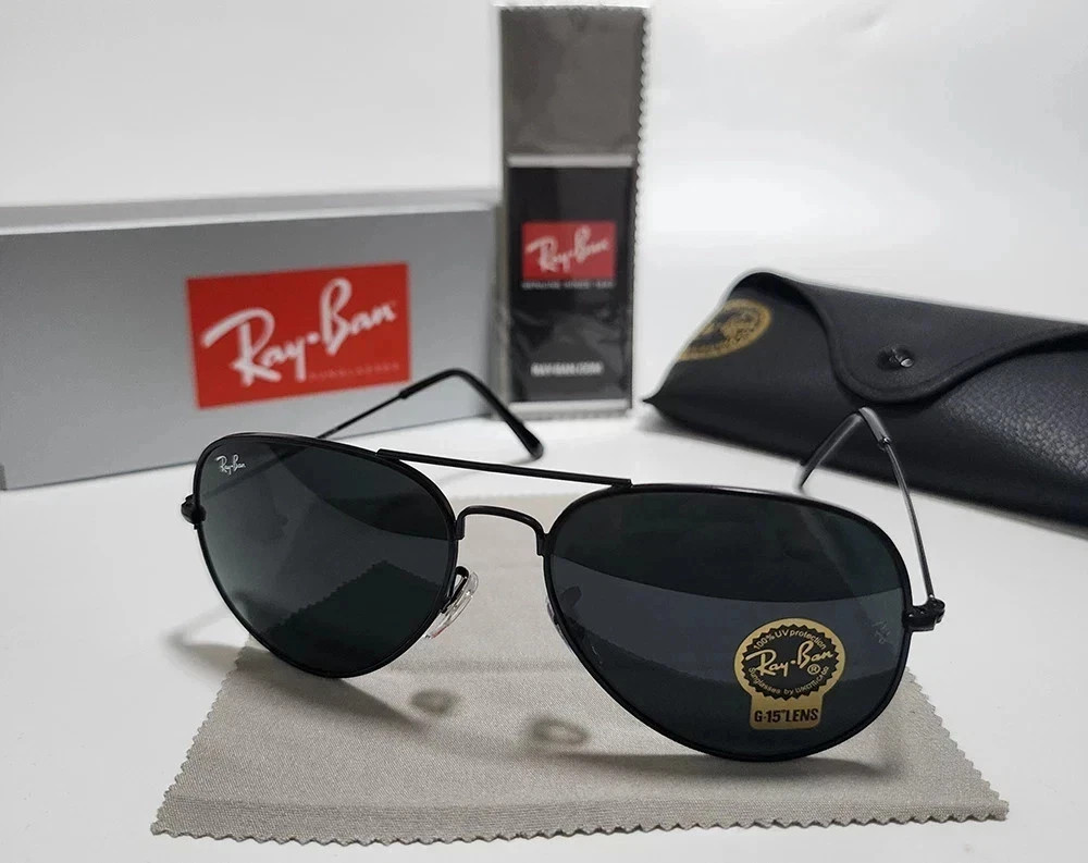 Ray-Ban RB3025 Black Frame Grey Aviator Sunglasses 58mm