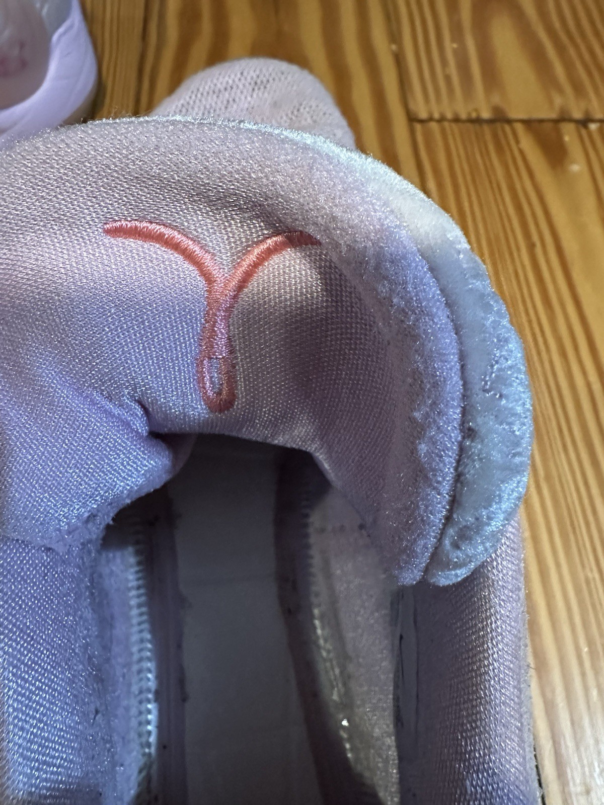 Nike KD 15 NRG Low Aunt Pearl Size 10 DQ3851-600 *no Insoles* See Photos No Box