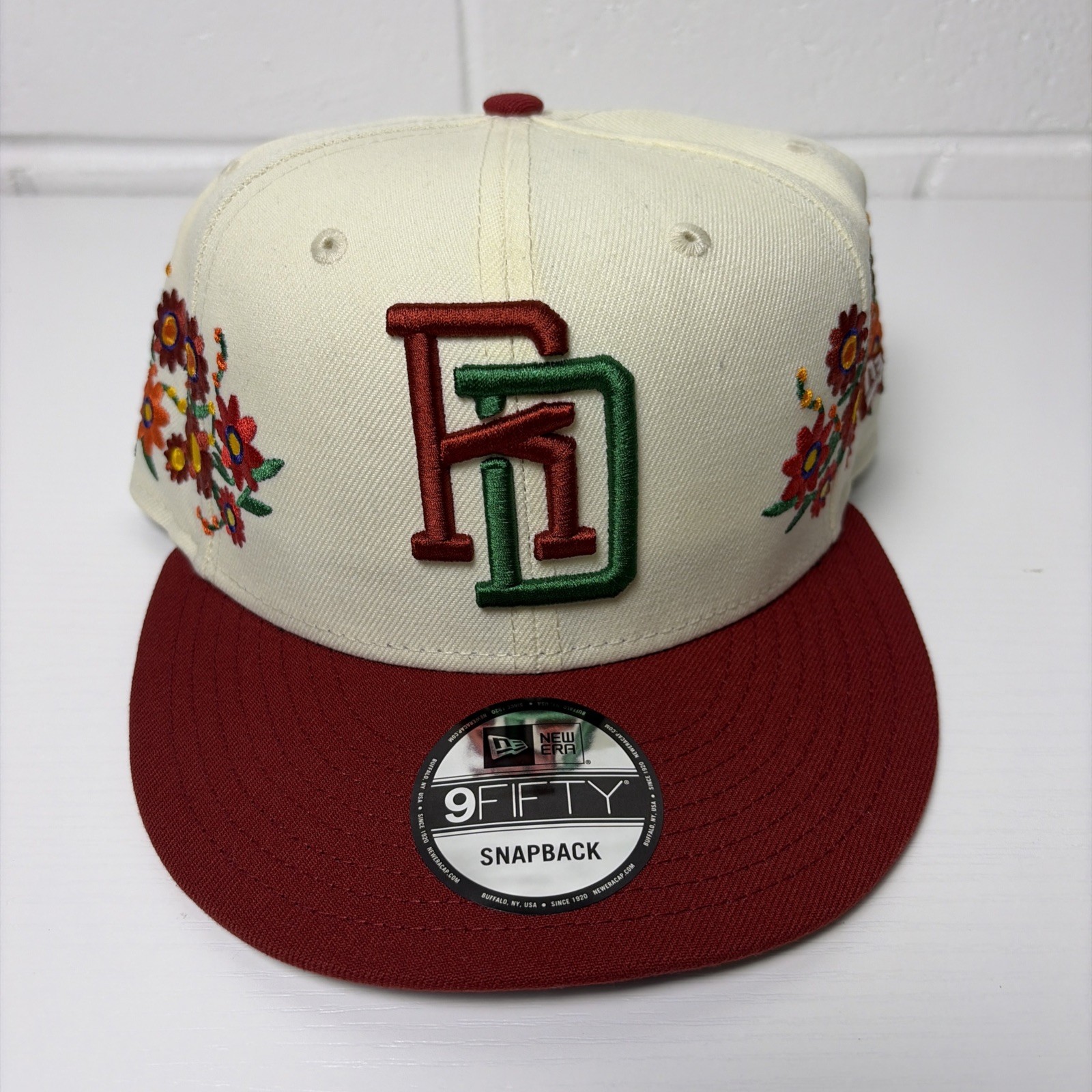 New Era 9Fifty Latin Embroidery Snapback Dominican Republic Baseball Classic