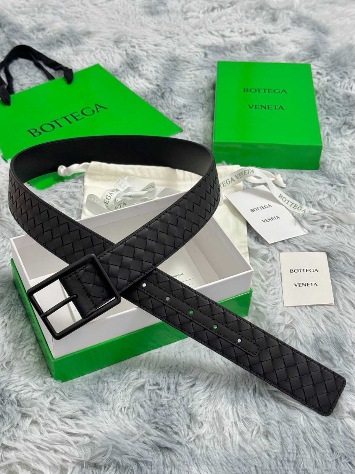 Bottega Veneta Intrecciato Woven Leather Belt Matte Black Buckle Black New.