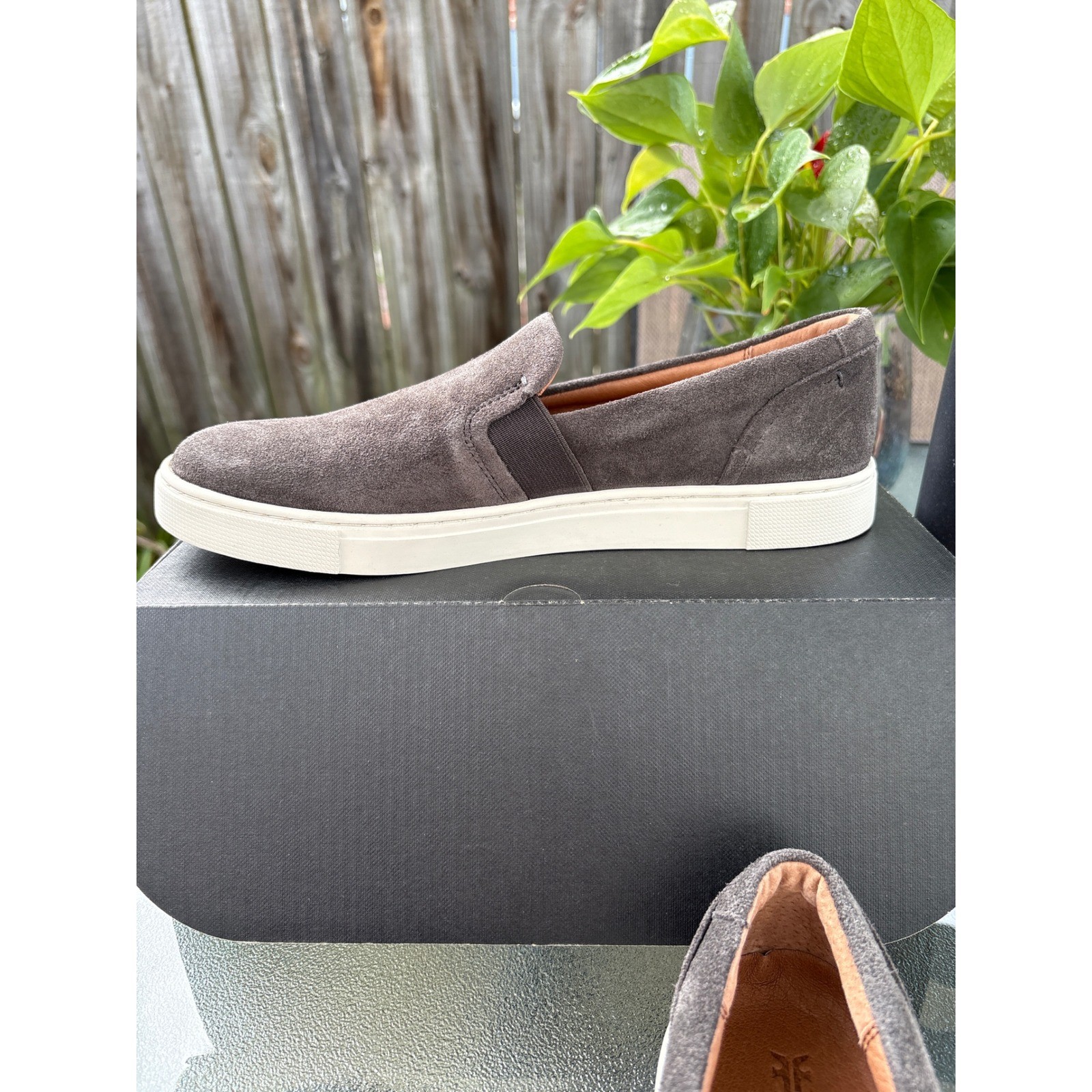 Frye Ivy Slip On Suede Sneakers Grigio Grey Leather Lined Shoes 71171 Womens 8 M