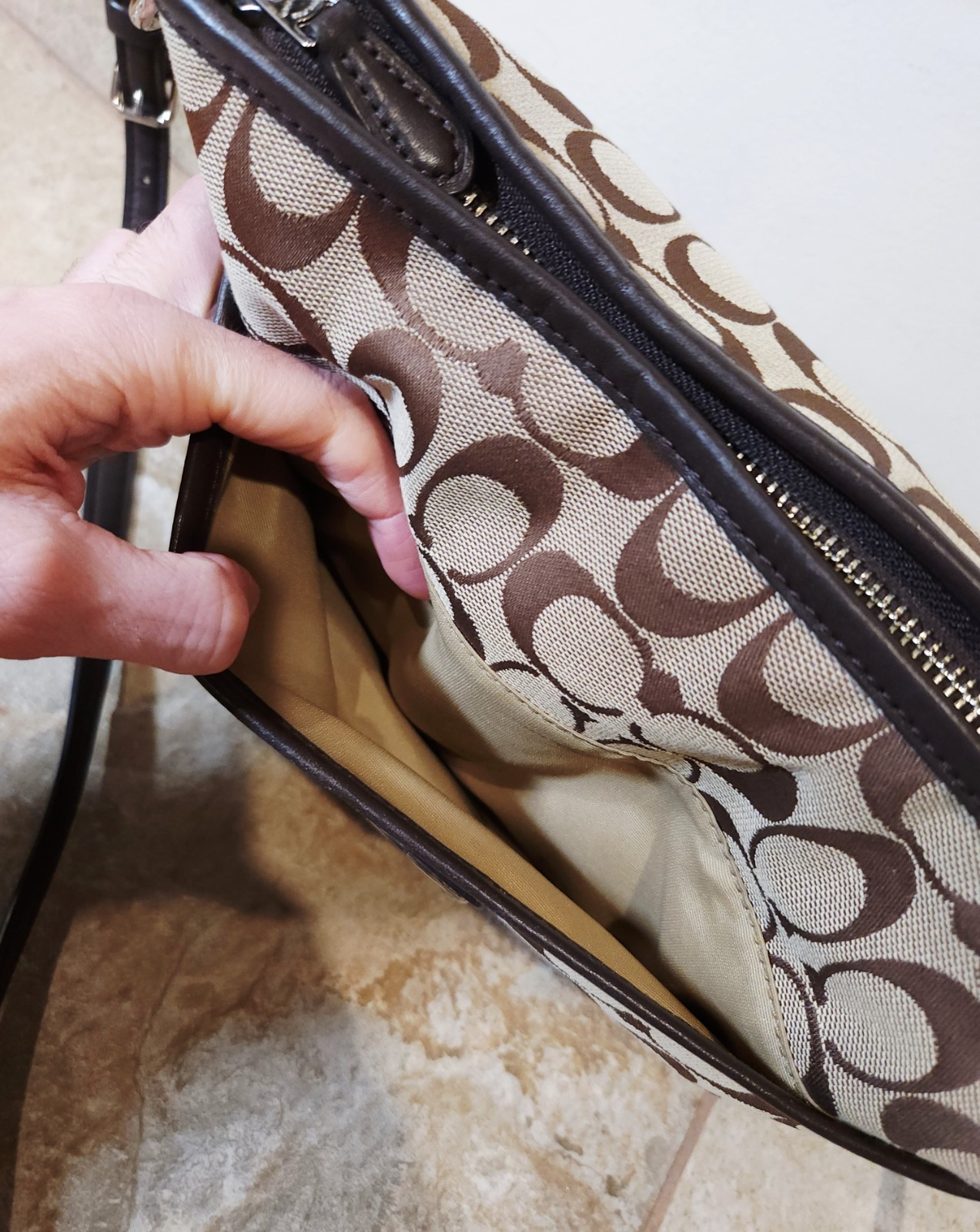 Coach | Vintage Beige CC Monogram Brown Leather Crossbody Travel Bag Purse EUC ✨