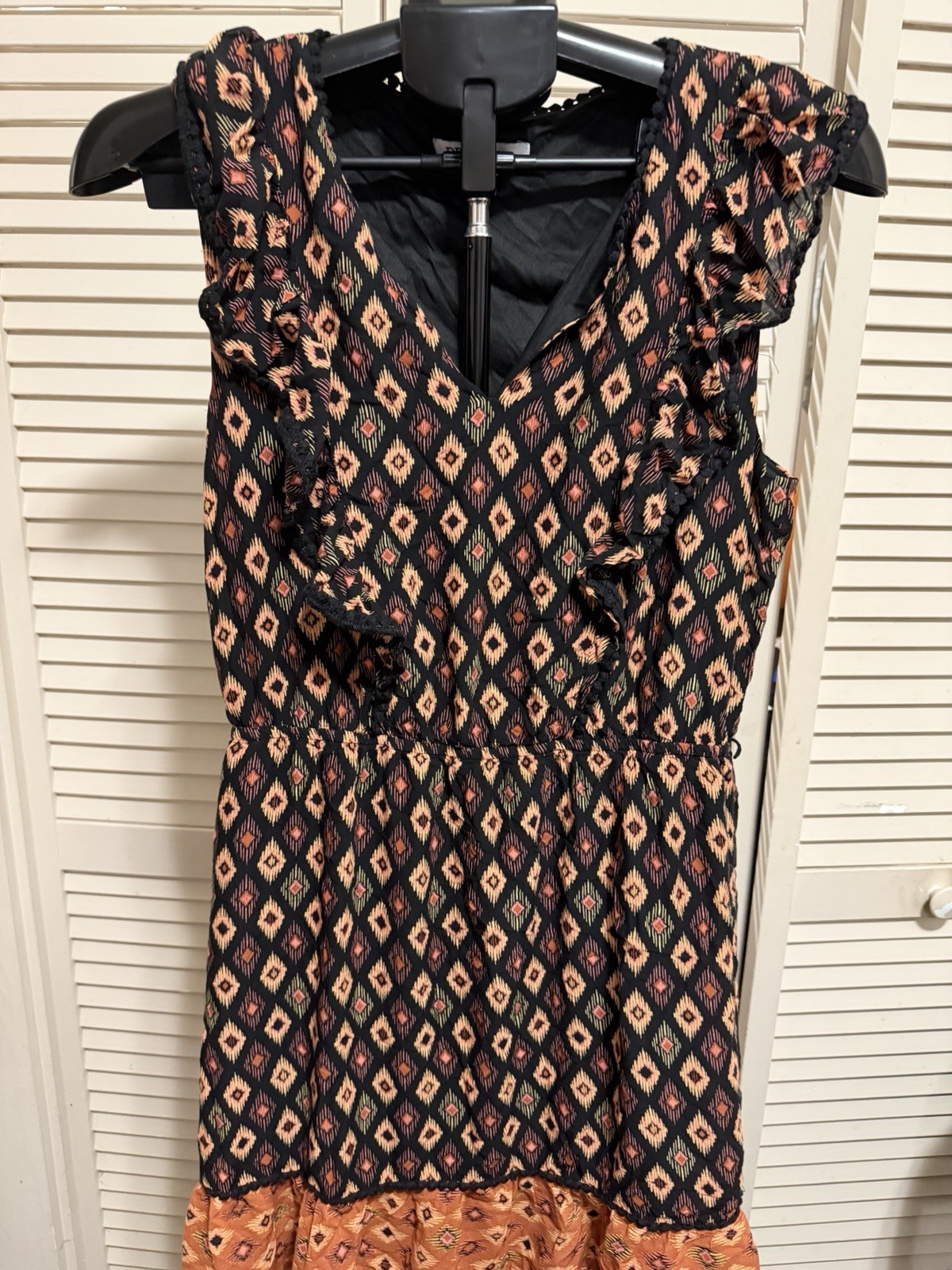 Women’s Black & Orange Geometric Ruffle Dress Size Medium