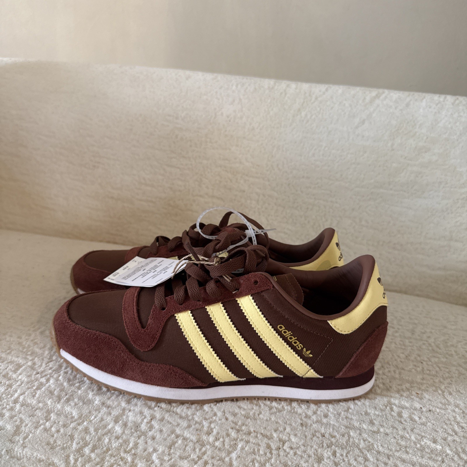 Adidas Galaxy OG W Womens Sneakers Size US 7EU 38 2/3 Brown Yellow Running Shoes