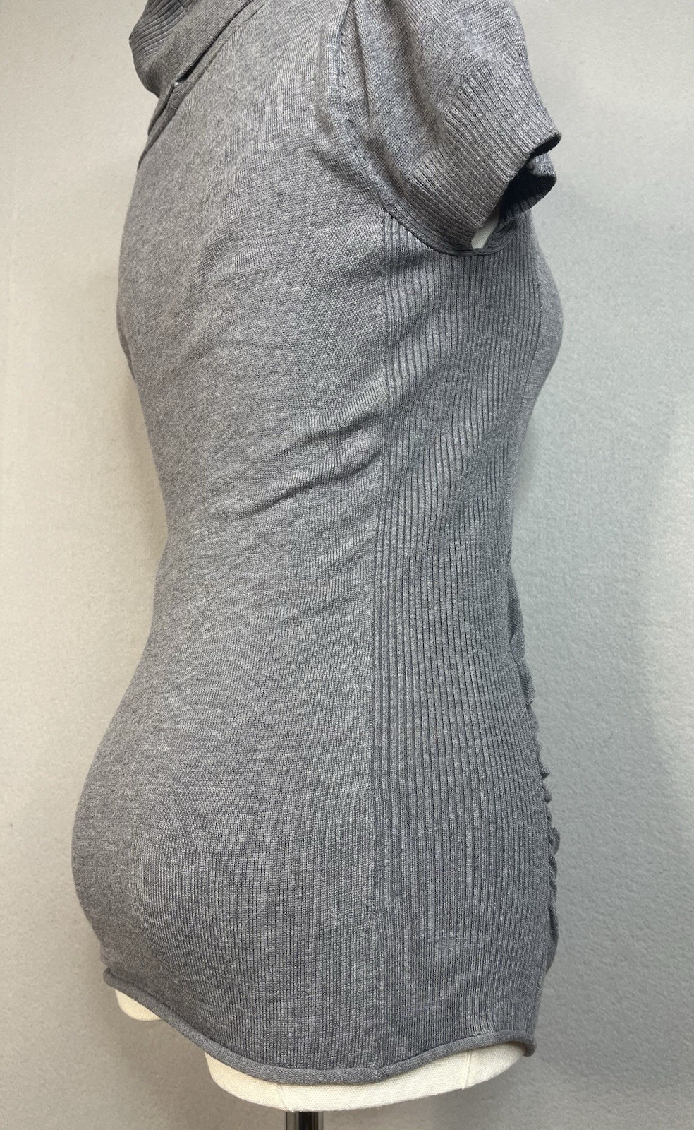 Takeout Size S Gray Turtleneck Short Sleeve Ruched Sides Knit Sweater Shirt Y2K