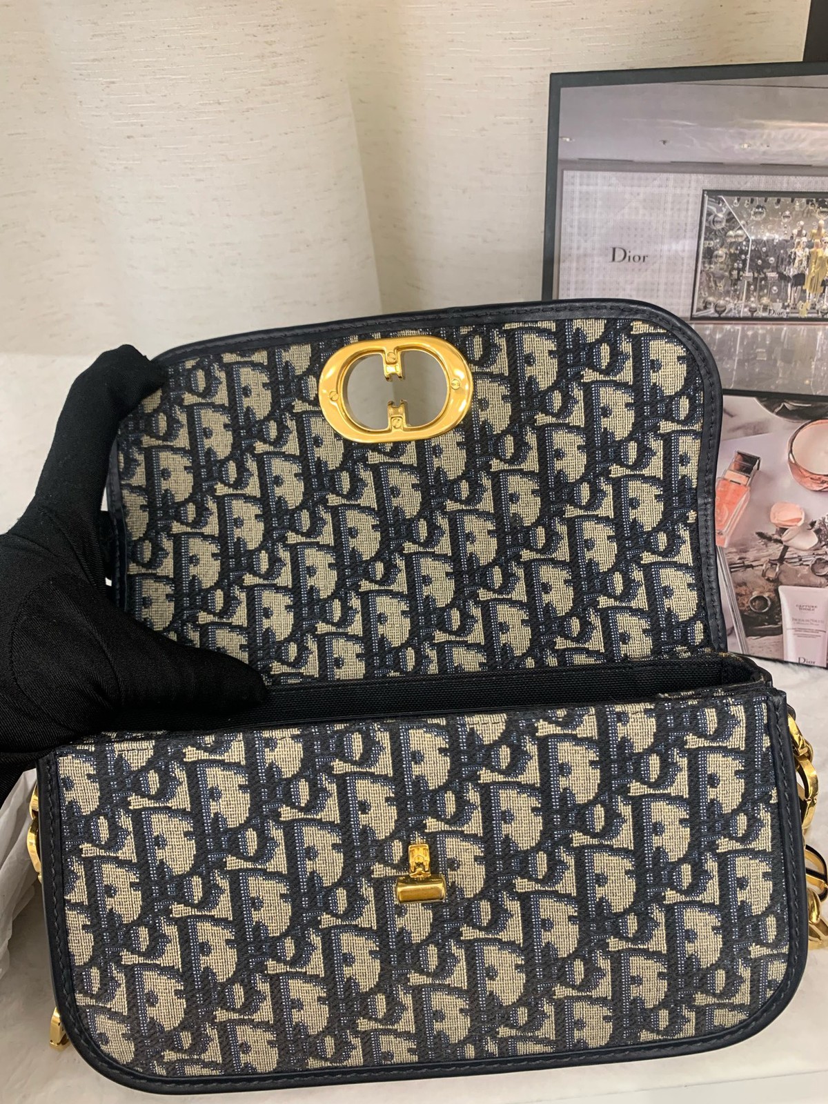 Dior Montaigne 30 presbyllic messenger bag hand (21.5 x 12 x 4)cm