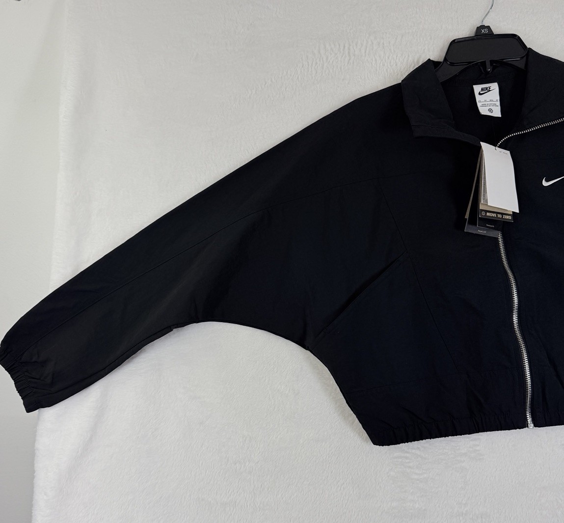 Nike Sportswear Jacket XL Womens Everything Wovens Black Full Zip Cropped NWT