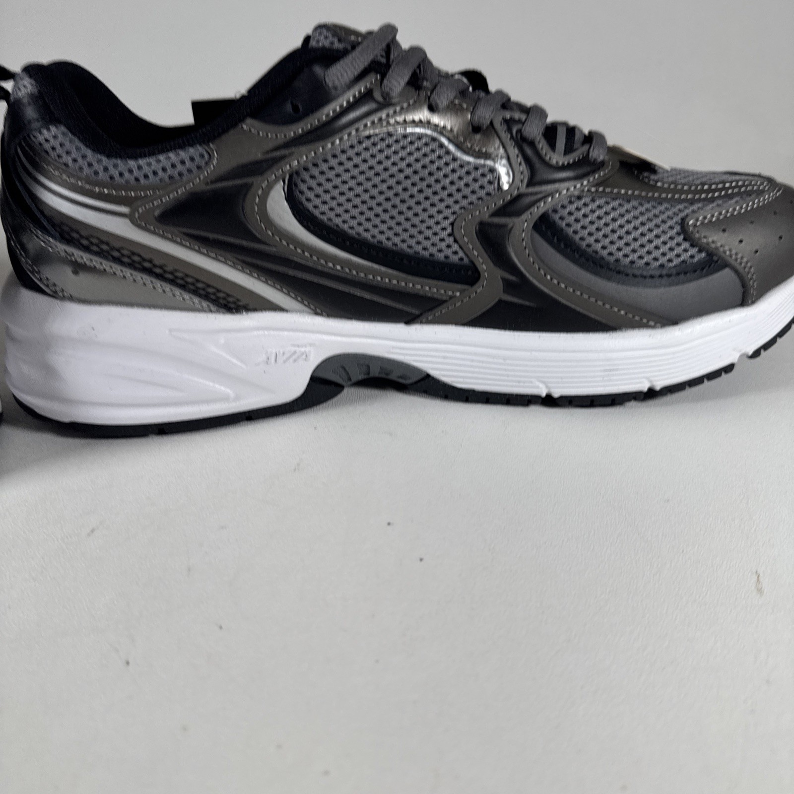 Avia Men’s 5000 Athletic Performance Running Shoes Gray Wide Width Size 10W