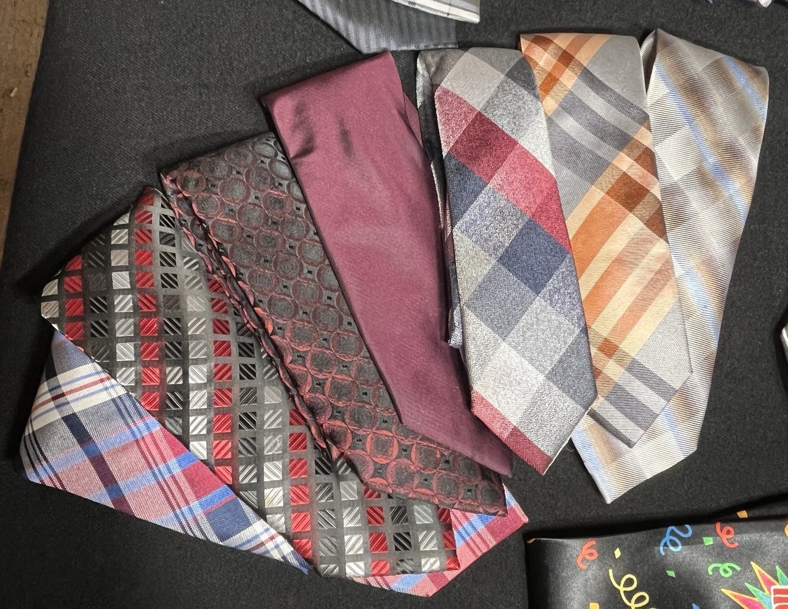 Lot of 22 Men’s Neckties Assorted Plaid Striped Geometric Holiday Dress Ties