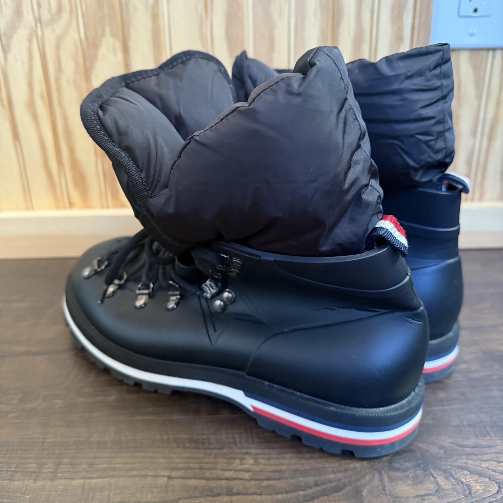 Moncler Inaya Scarpa Rain Rubber Hiking Lace Up Removable Insole Size EU39 W8