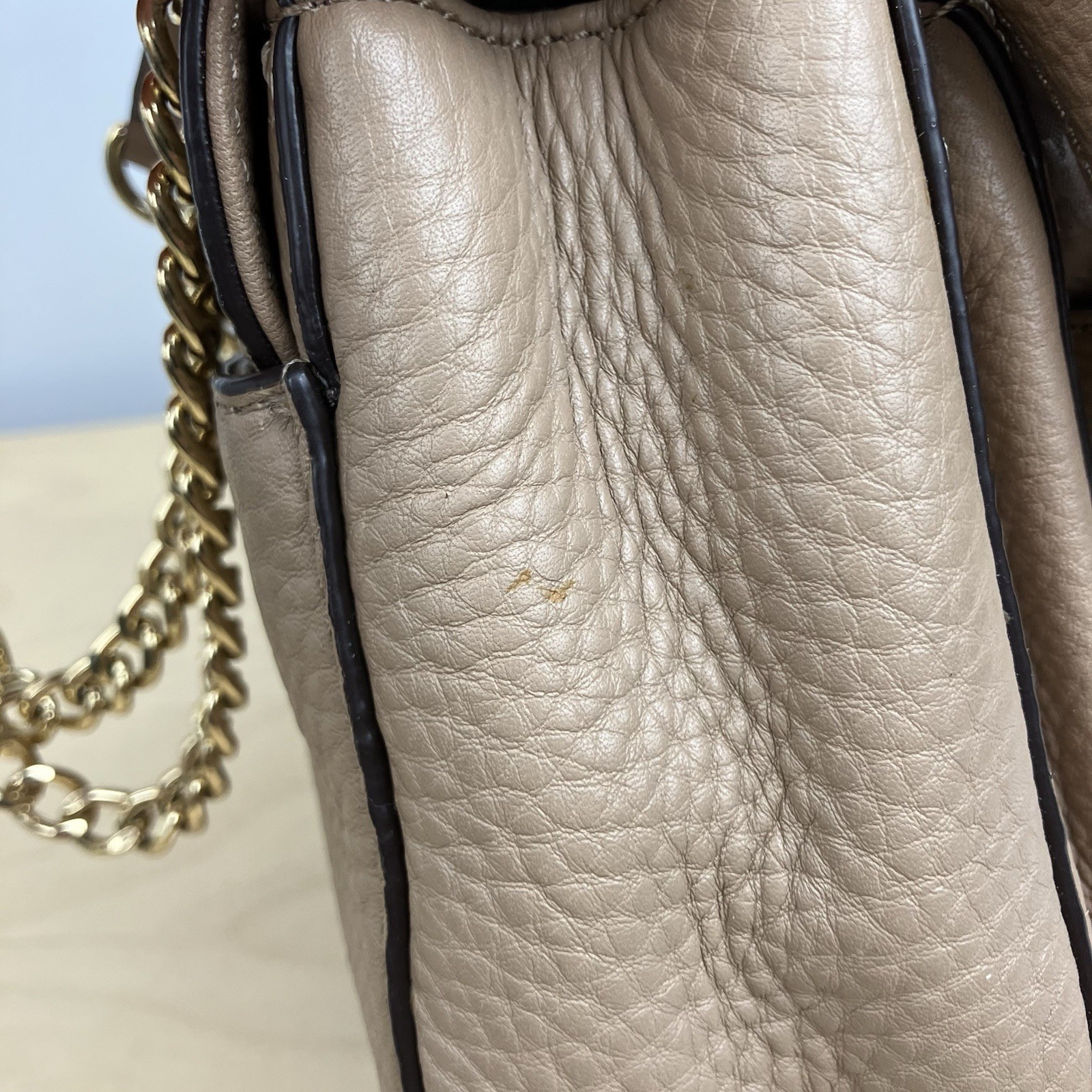 Michael Kors Sloan Tan Pebbled Crossbody Bag Small Turn Lock Chain Strap Gold