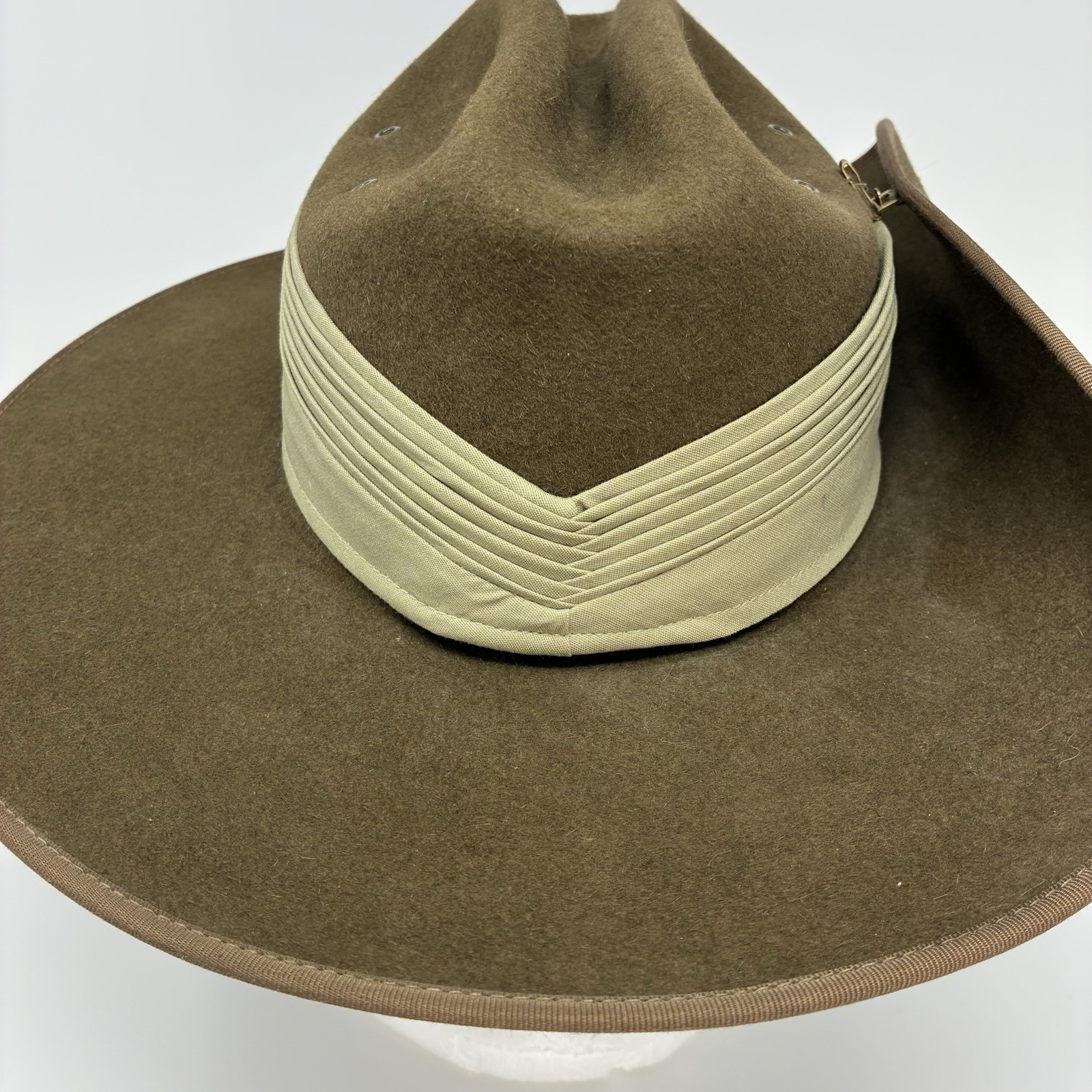 VTG Australian Army Slouch Hat 54 Khaki Fur Felt 6 3/4 Mountcastle S/XS EUC