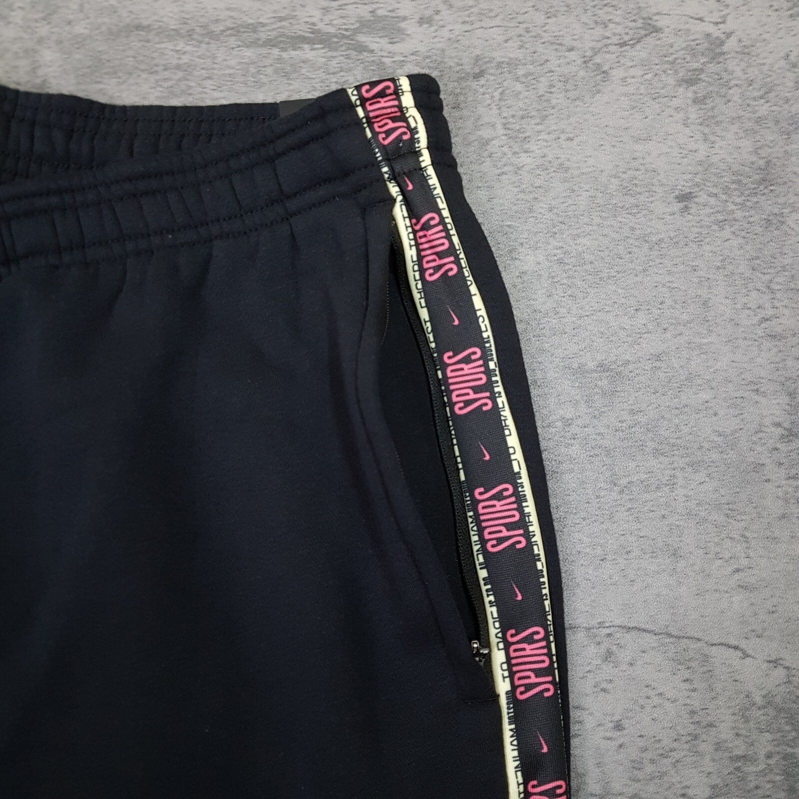 NIKE Tottenham Hotspur Soccer Fleece Sweat Pants Mens Size XL Black Barely Volt