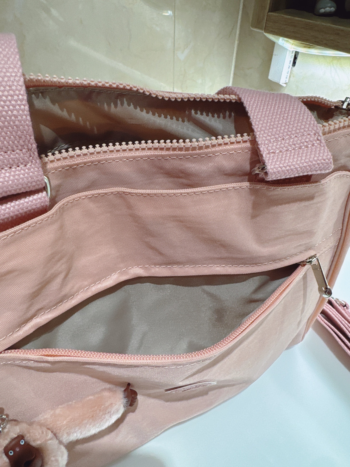 NWT Women’s Kipling Light pink Handbag Crossbody handbag trolley tote