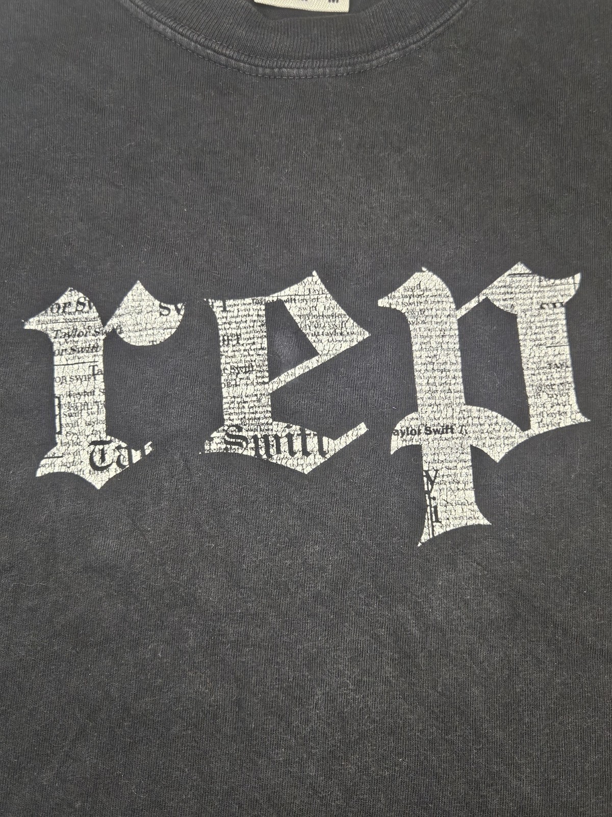 Comfort Colors Heavyweight Garment Dyed Black Taylor Swift Graphic Tee Women’s M
